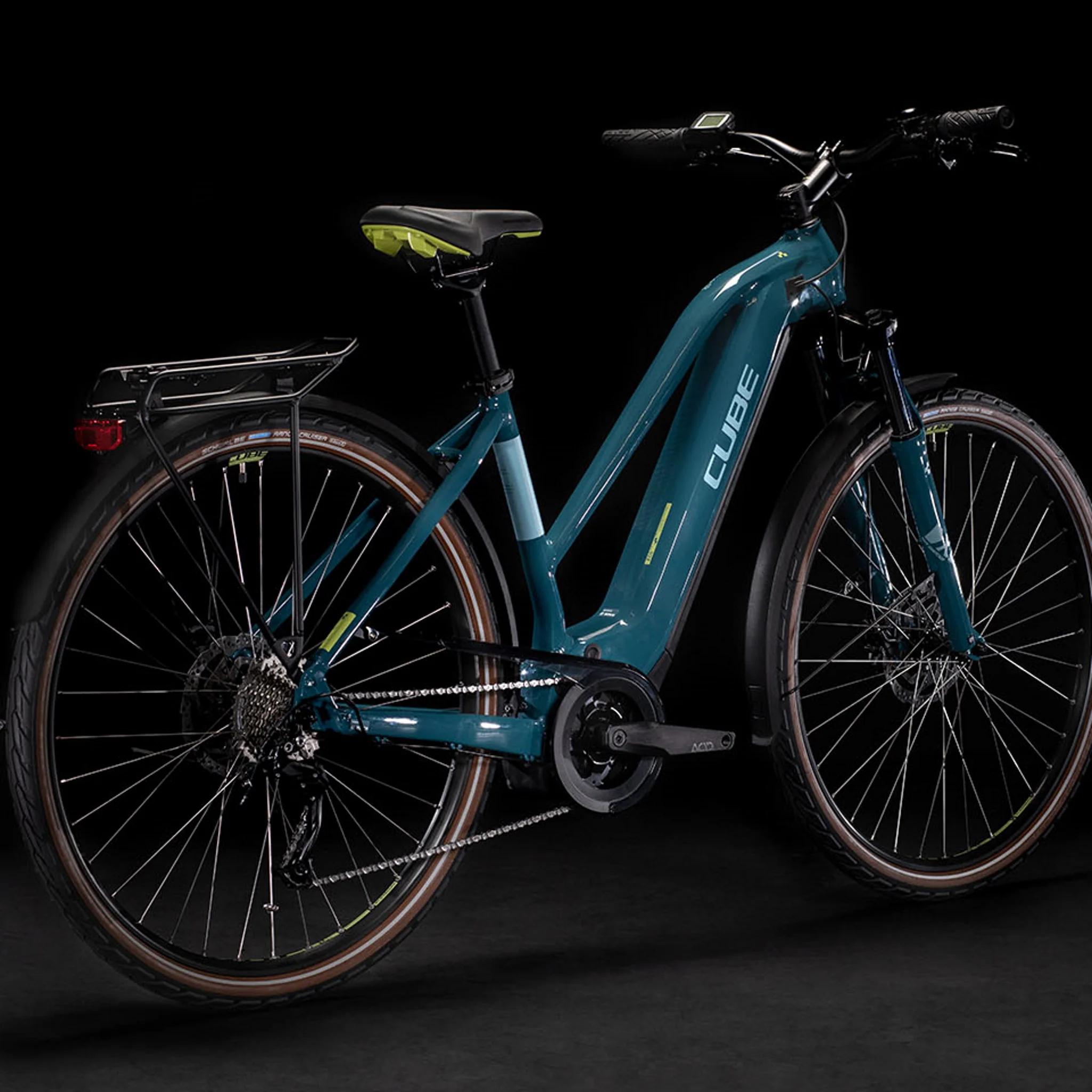 Cube Touring Hybrid One Trapeze Electric Bike 500wh Battery Blue 'n' Green - Image 2