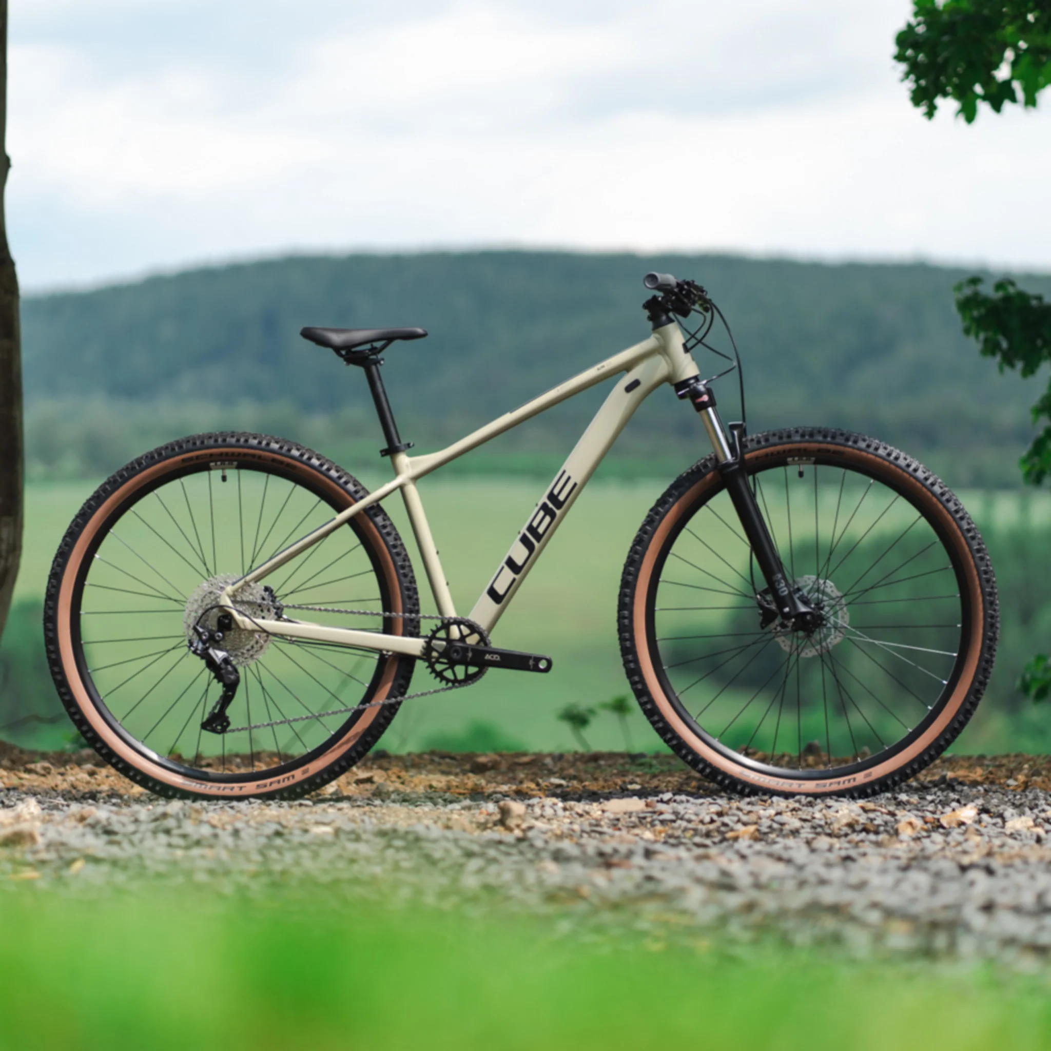 Cube Aim EX Hardtail Mountain Bike Desert 'n' Black - Image 2
