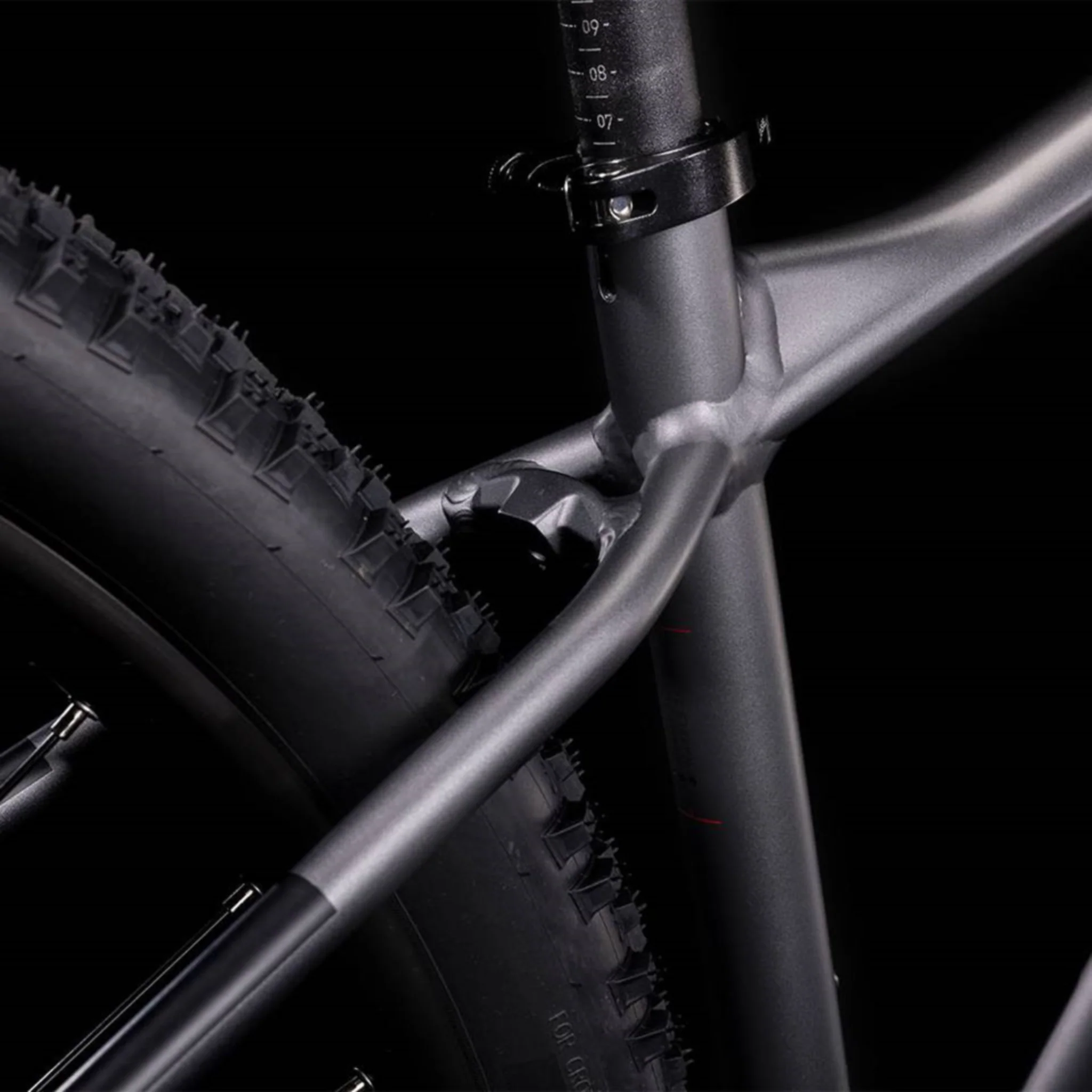 Cube Aim EX Hardtail Mountain Bike Grey 'n' Red - Image 4