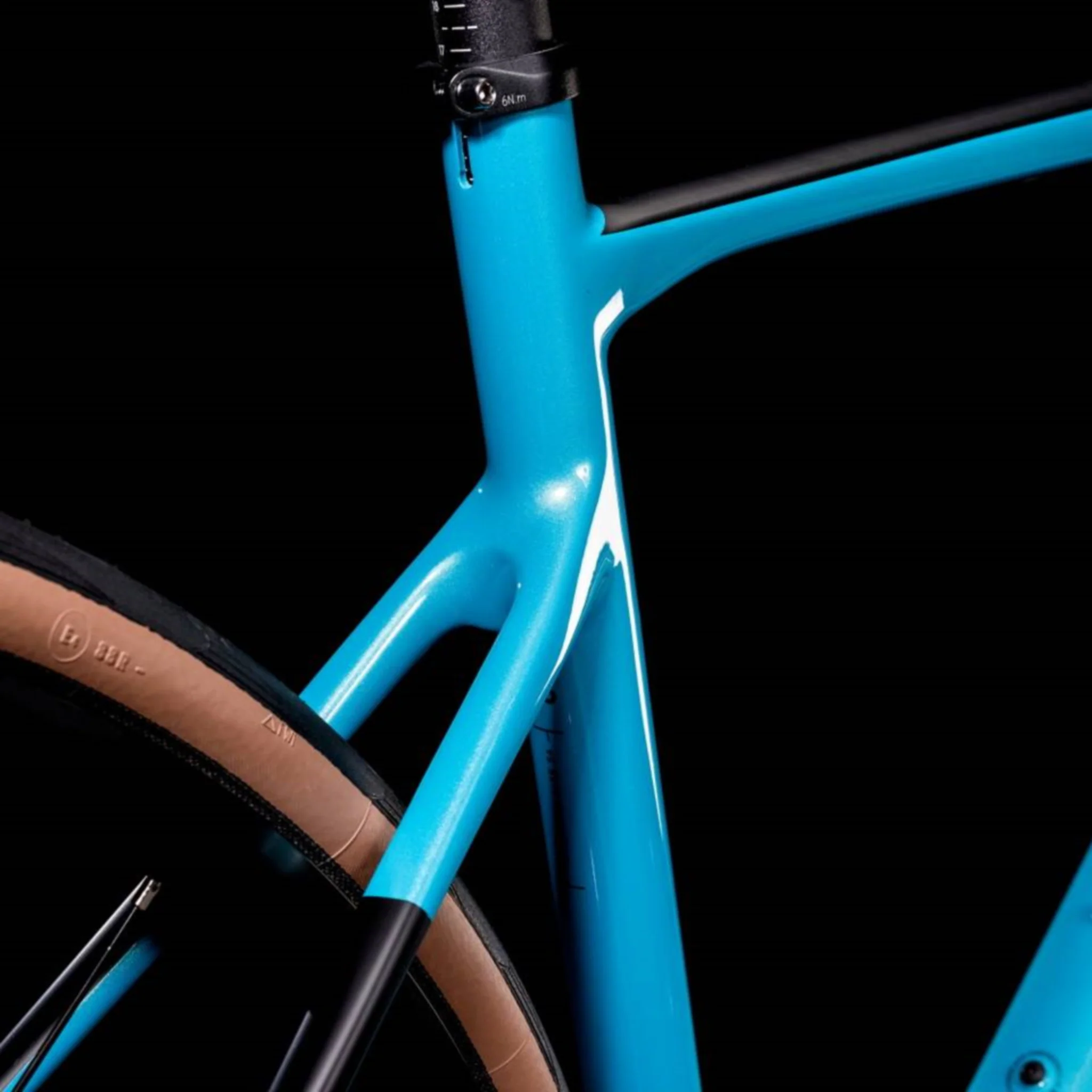 Cube Attain GTC SL Road Race Bike Teal Metal 'n' Carbon - Image 5