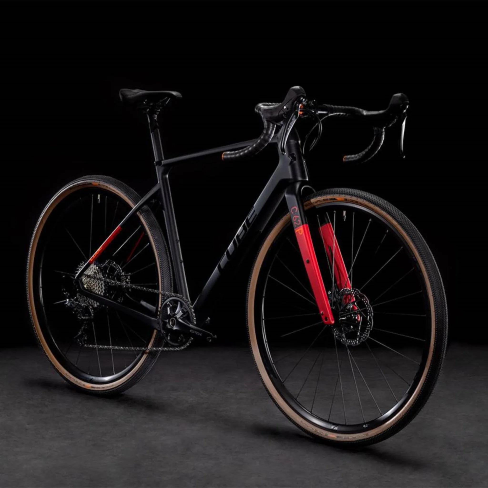 Cube Nuroad C:62 Pro Gravel Bike Carbon 'n' Red - Image 3