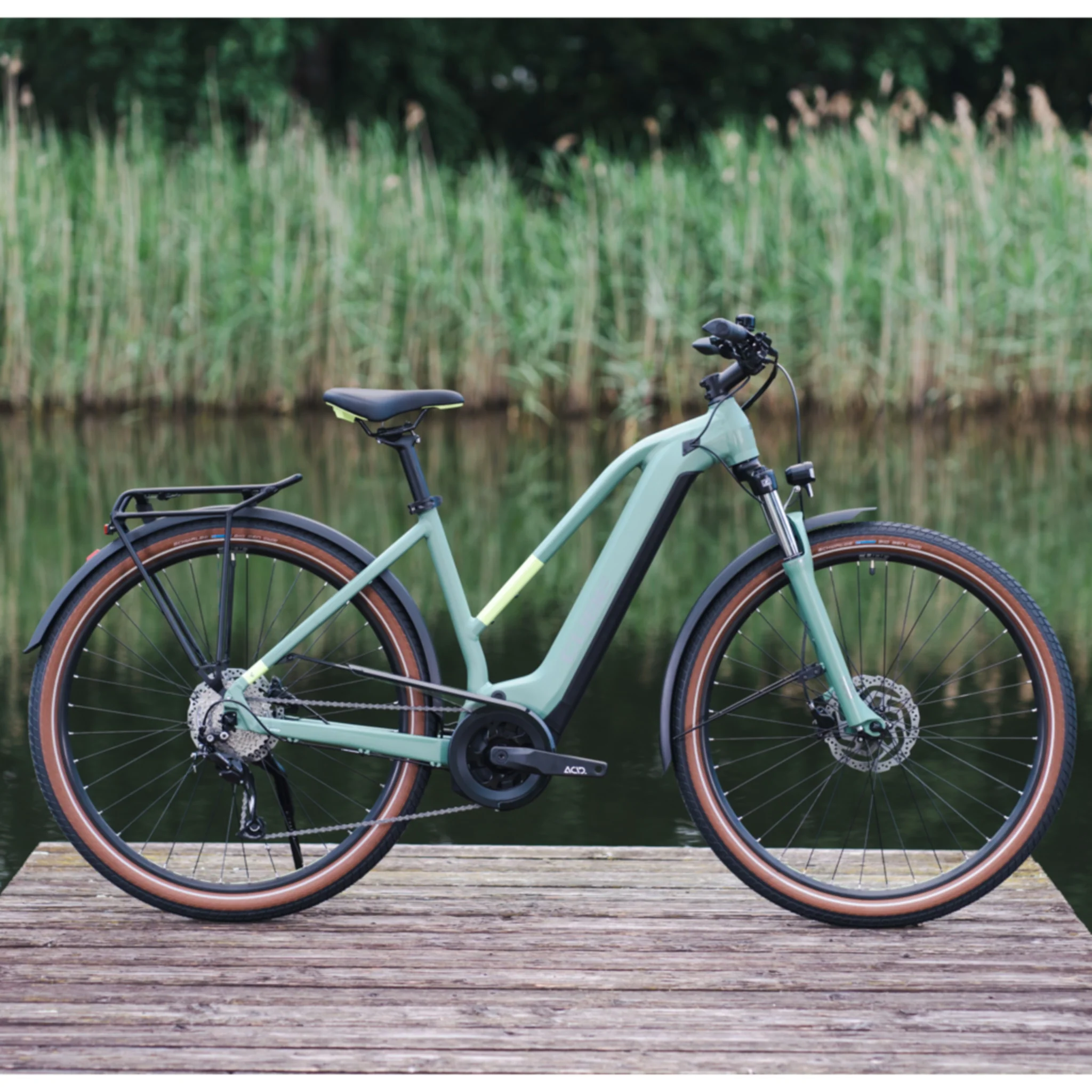 Cube Touring Hybrid One 500 Electric Bike Trapeze Green 'n' Sharp Green 504Wh Battery - Image 2