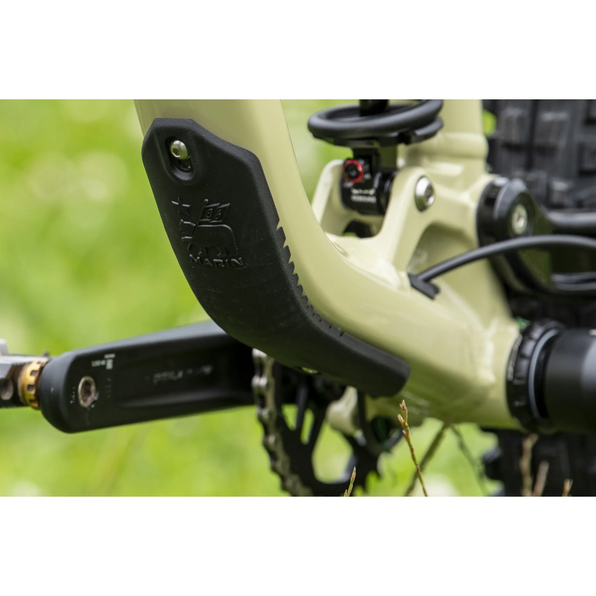Marin Alpine Trail XR Enduro Bike Tan/Black/Red - Image 12