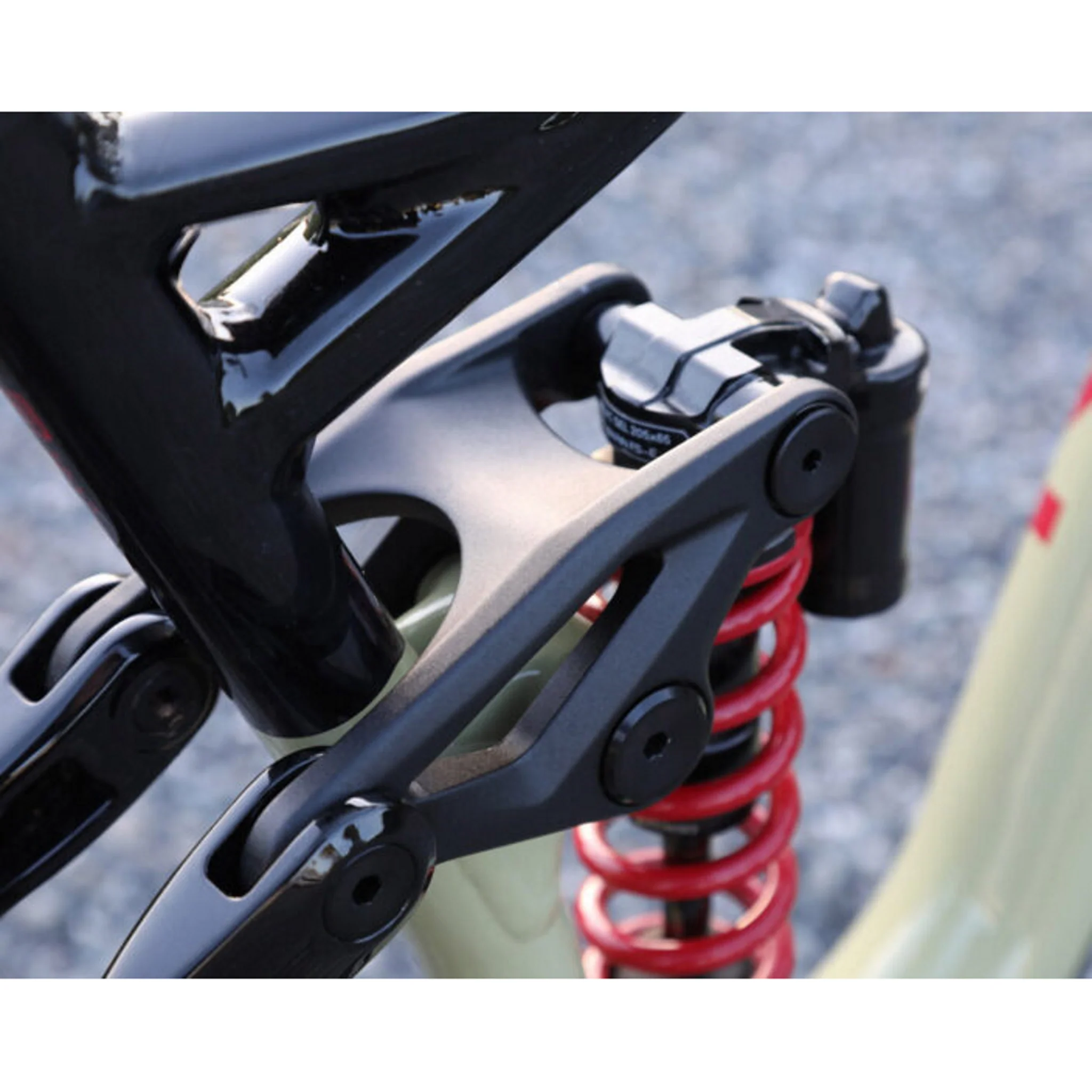Marin Alpine Trail XR Enduro Bike Tan/Black/Red - Image 8