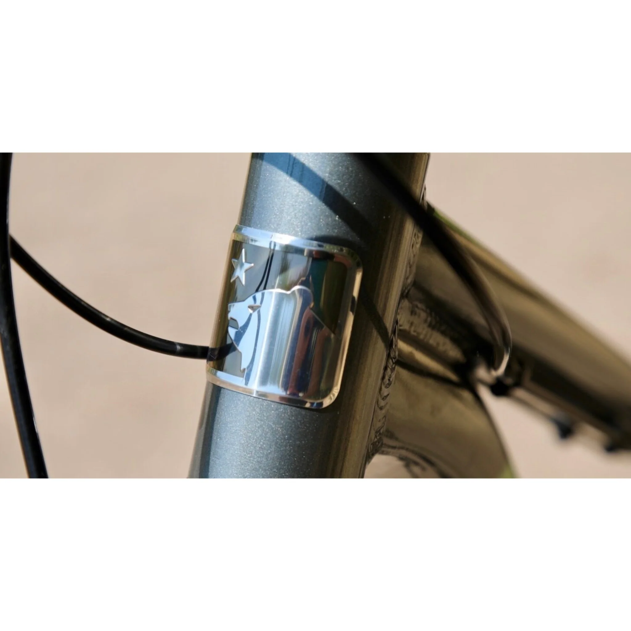 Marin Bayview Trail 24" Kids Mountain Bike Grey/Mint - Image 3