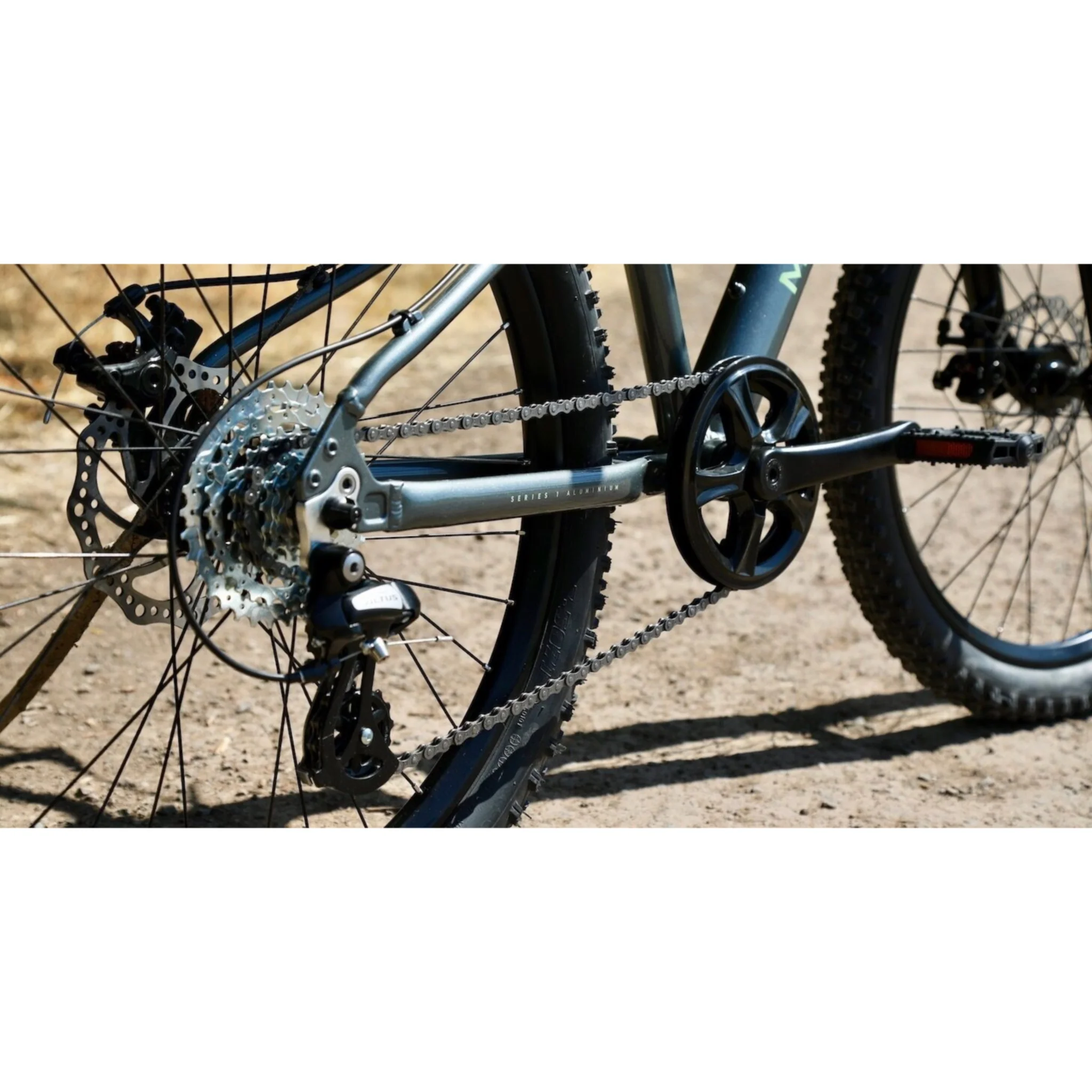 Marin Bayview Trail 24" Kids Mountain Bike Grey/Mint - Image 4