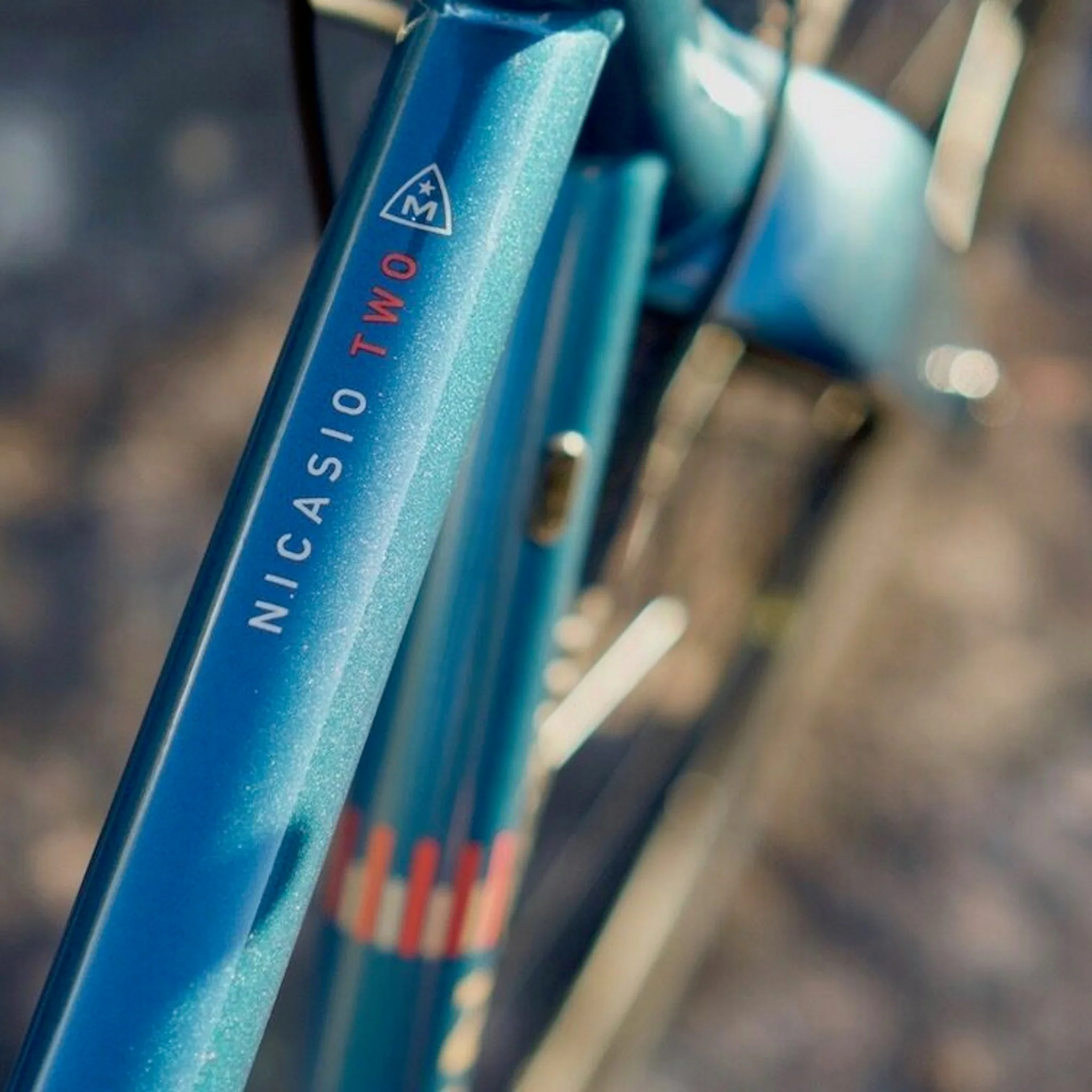Marin Nicasio 2 Gravel Bike Satin Blue/Green/Orange - Image 5