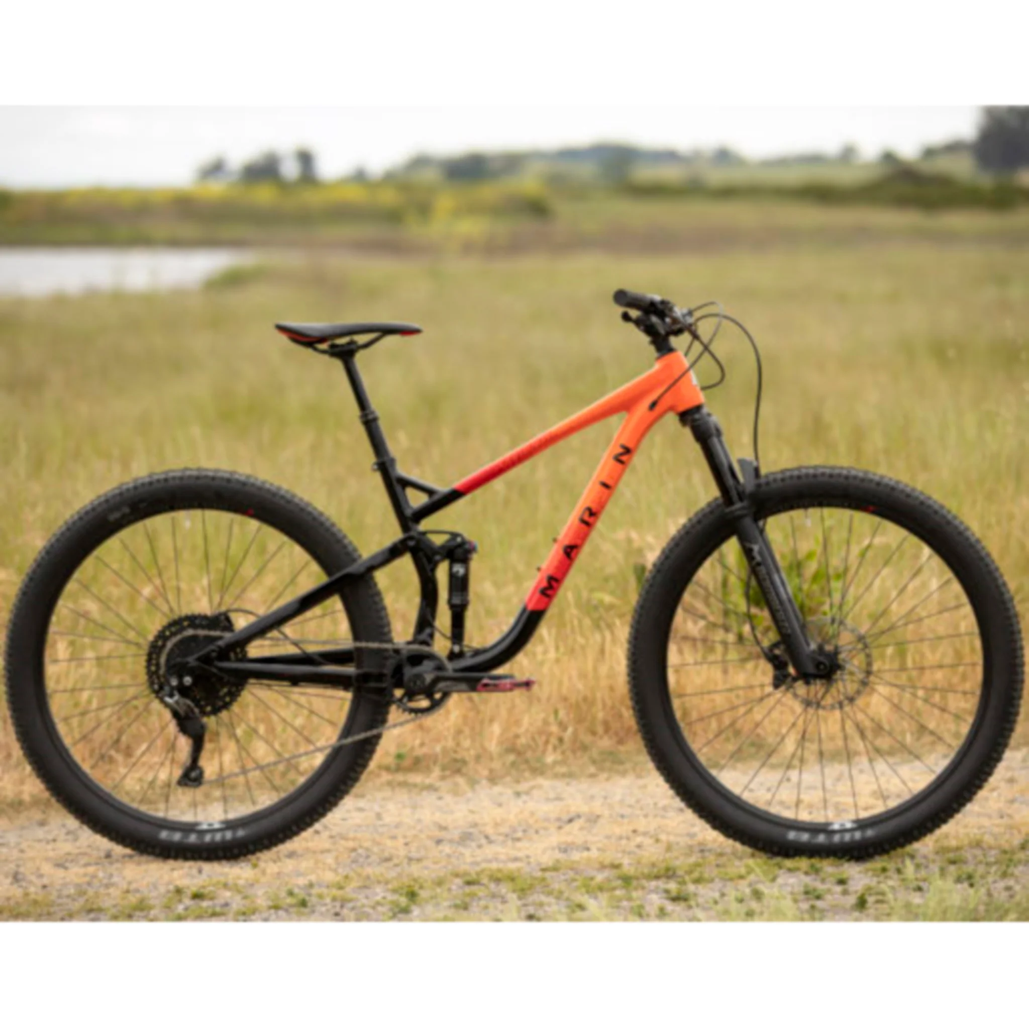 Marin Rift Zone 3 Trail Bike 29" Wheels Black/Orange - Image 3