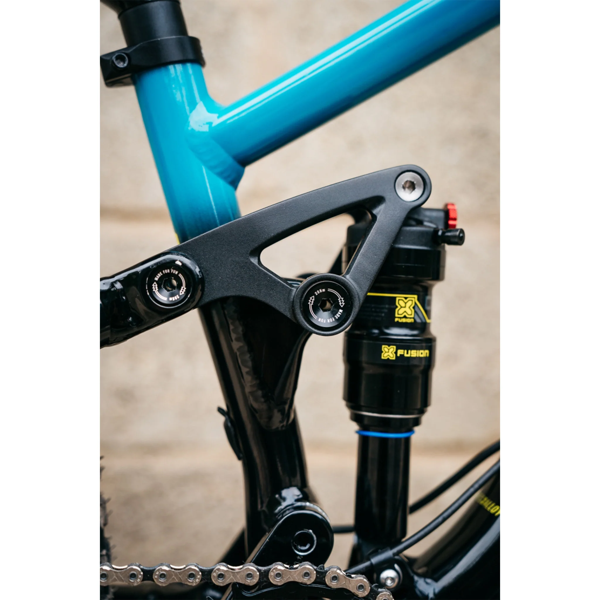 Marin Rift Zone Junior 26" Kids Mountain Bike Teal Black - Image 6