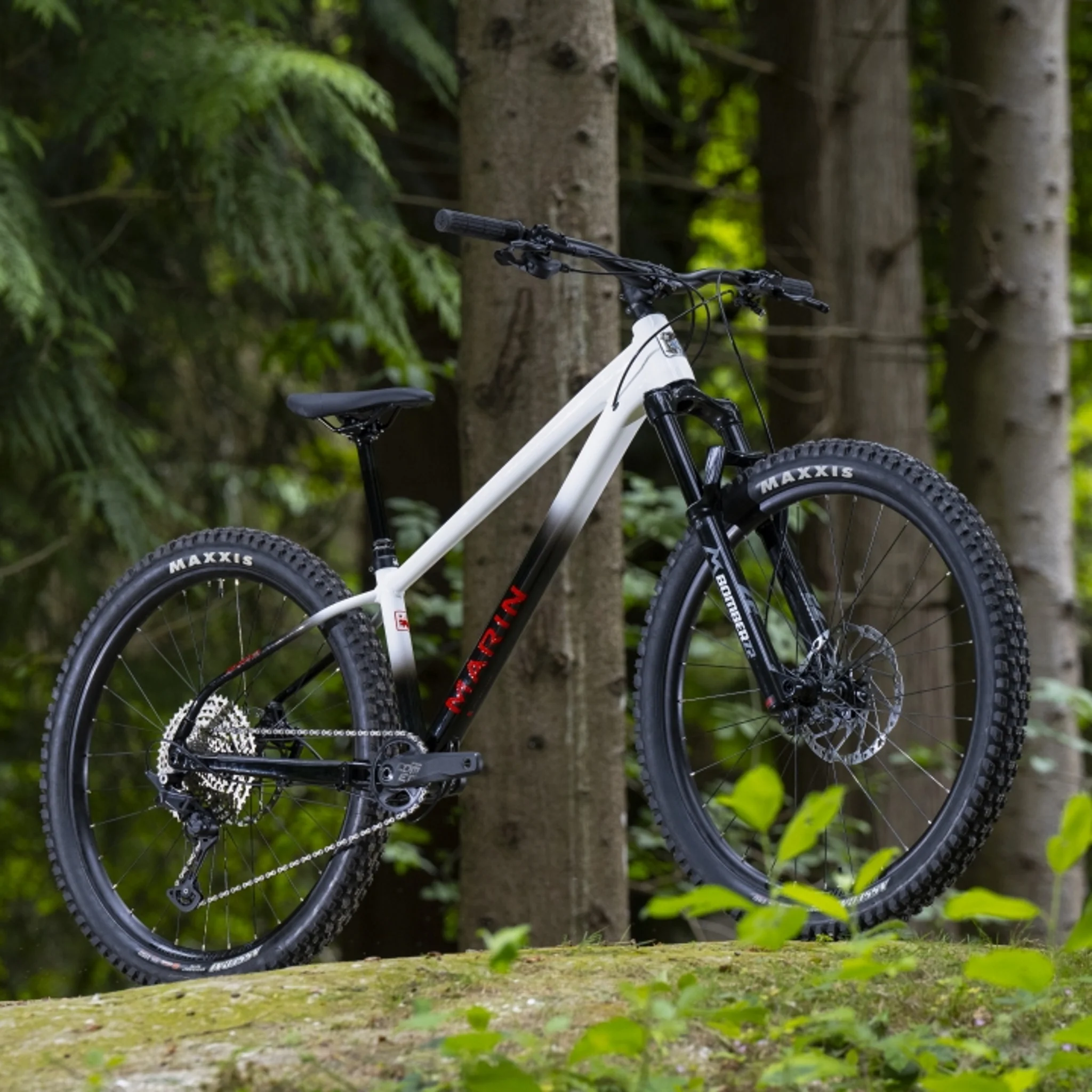 Marin San Quentin 3 Trail/Dirt Jump Bike White/Black - Image 2