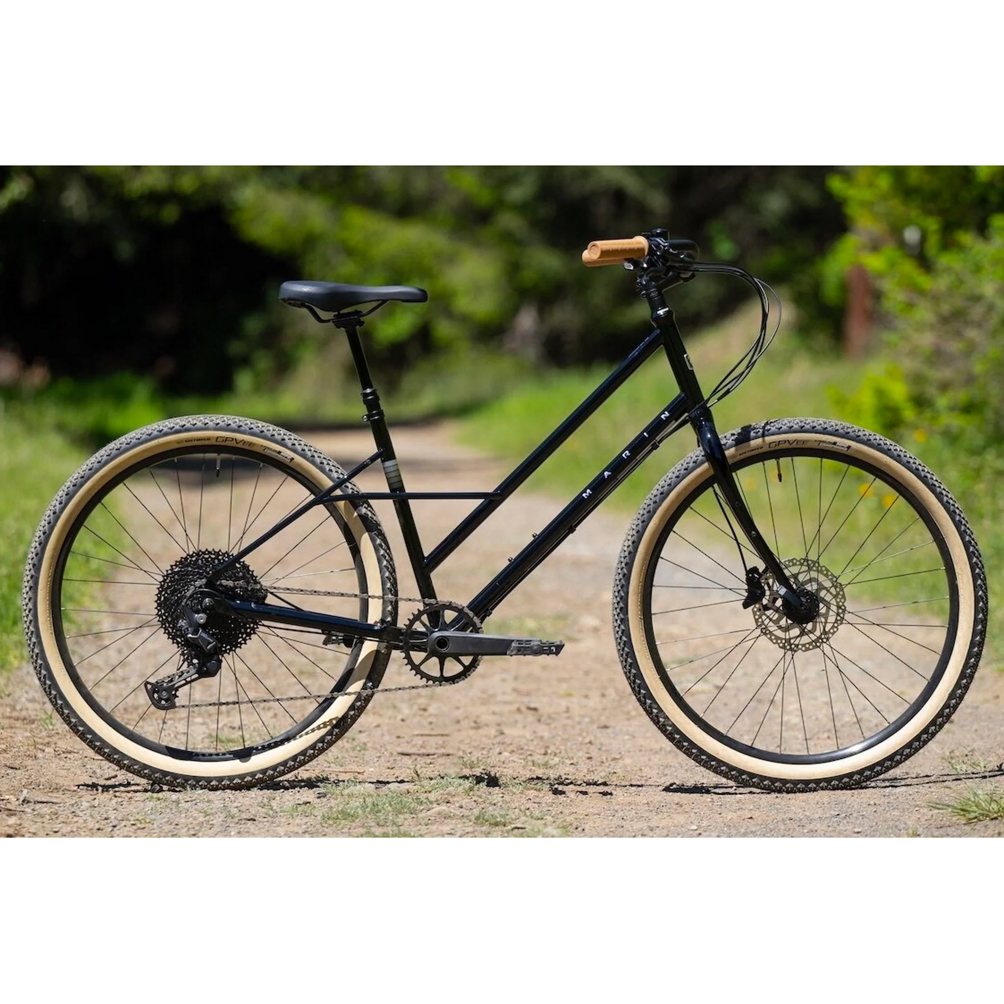 Marin Larkspur 2 Urban Hybrid Bike Black - Image 3