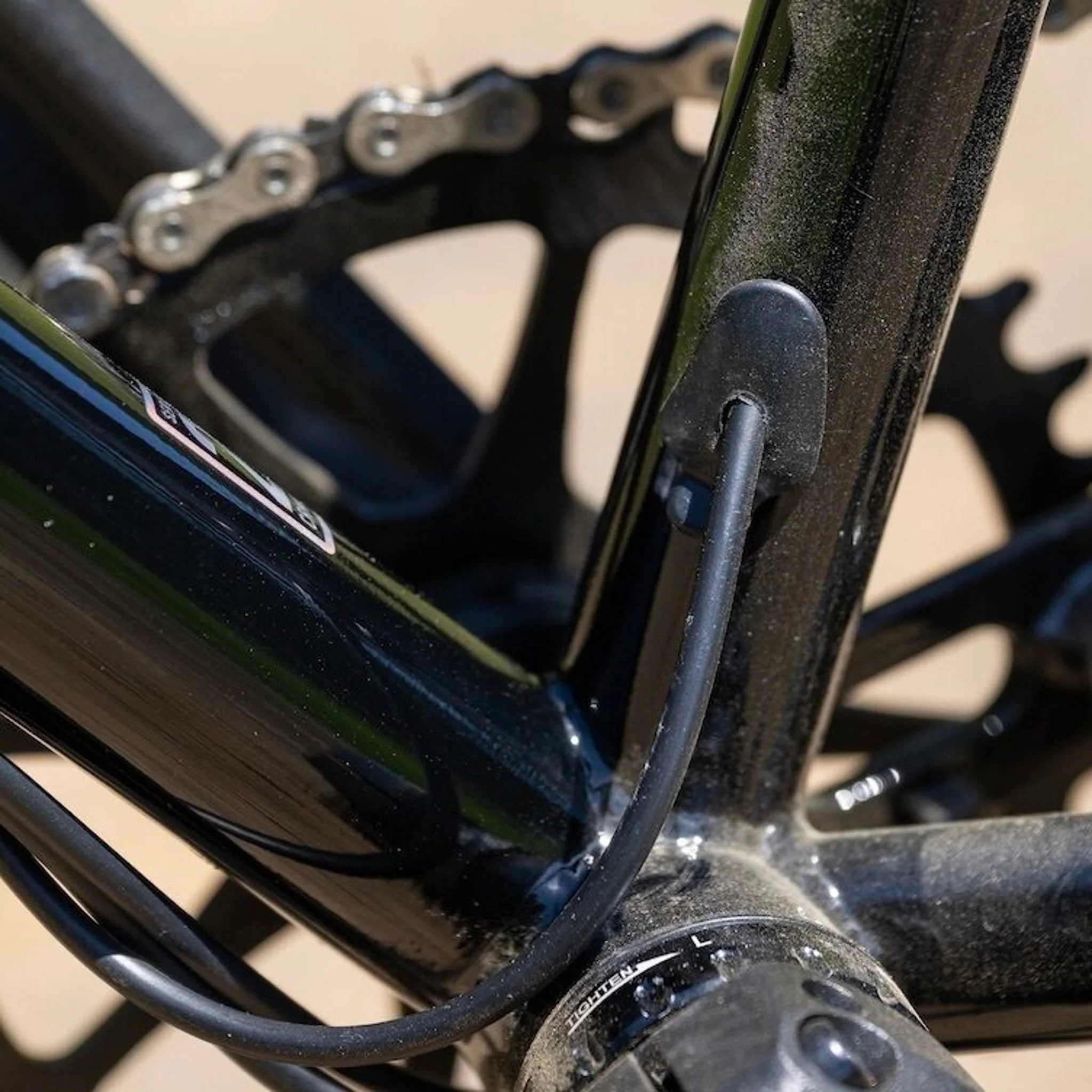Marin Larkspur 2 Urban Hybrid Bike Black - Image 7