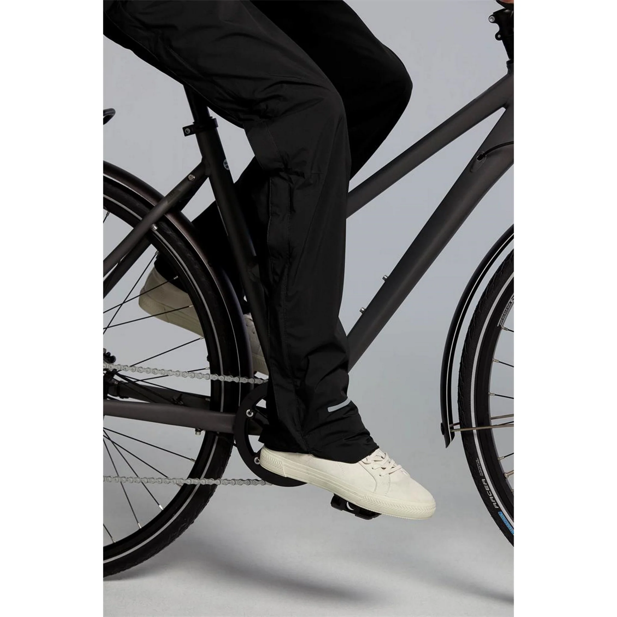 Basil Skane Women's Bicycle Rain Pants Jet Black - Image 6