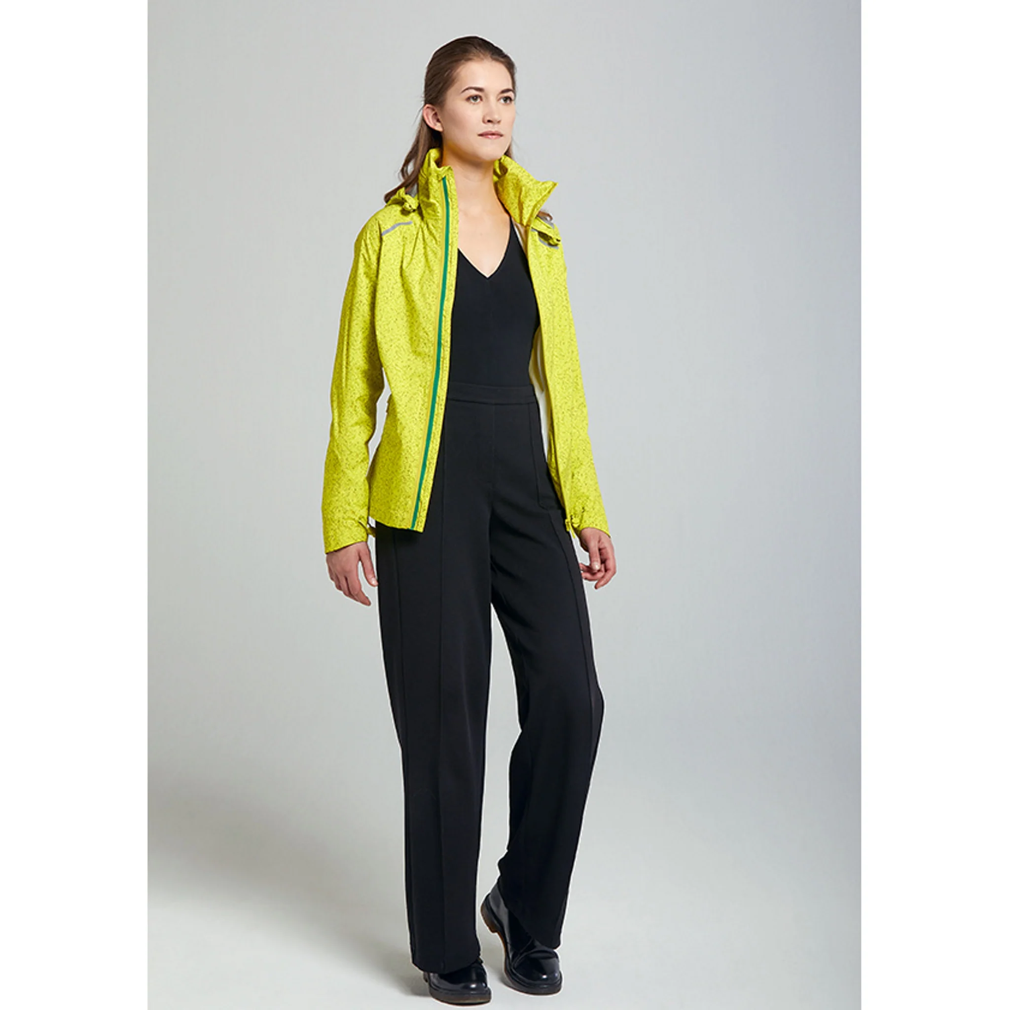Basil Skane Women's Hi-Vis Bicycle Rain Jacket Neon Yellow Full Reflective - Image 5
