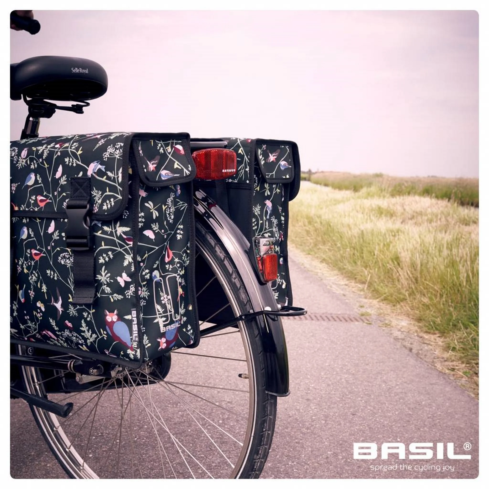 Basil Wanderlust Double Bag 35L Charcoal - Image 2