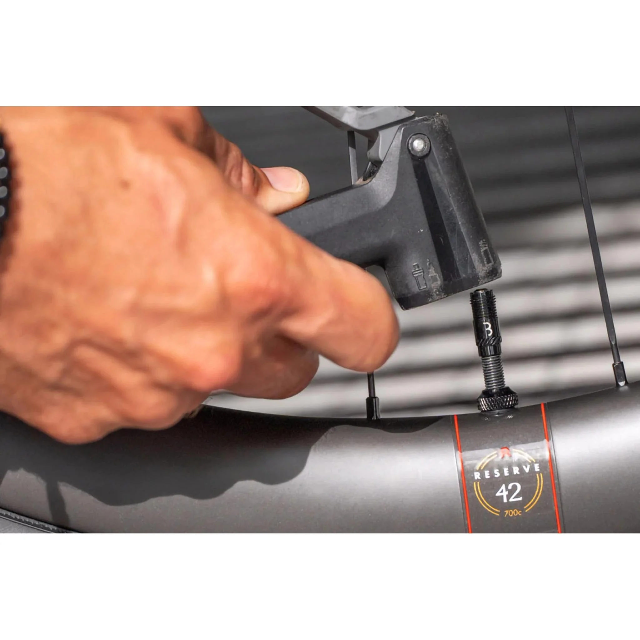 BBB Cycling CoreCap Tubeless Valve Cap 2-Piece Black - Image 4