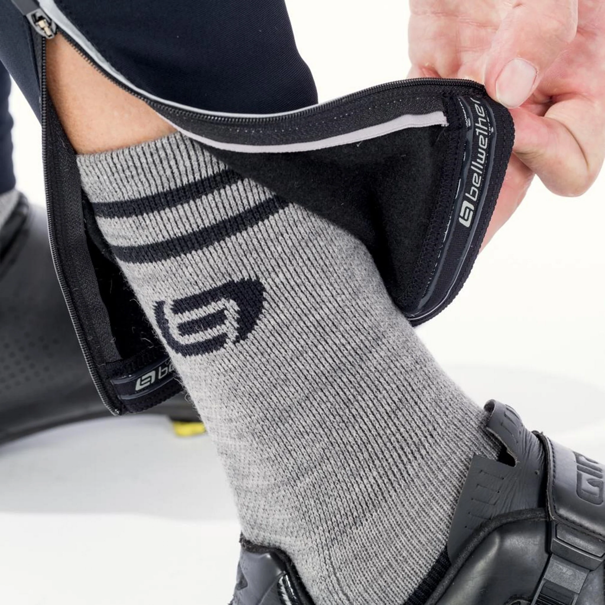 Bellwether Thermaldress Leg Warmers Black - Image 5