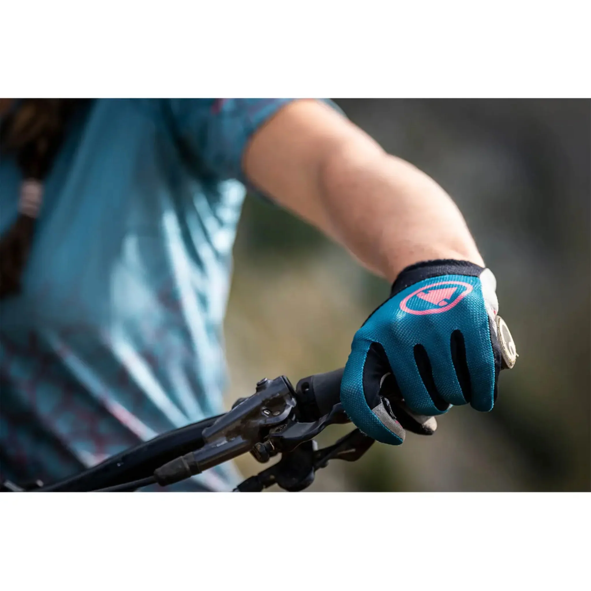 Endura Women's Hummvee Lite Icon Glove Spruce Green - Image 2