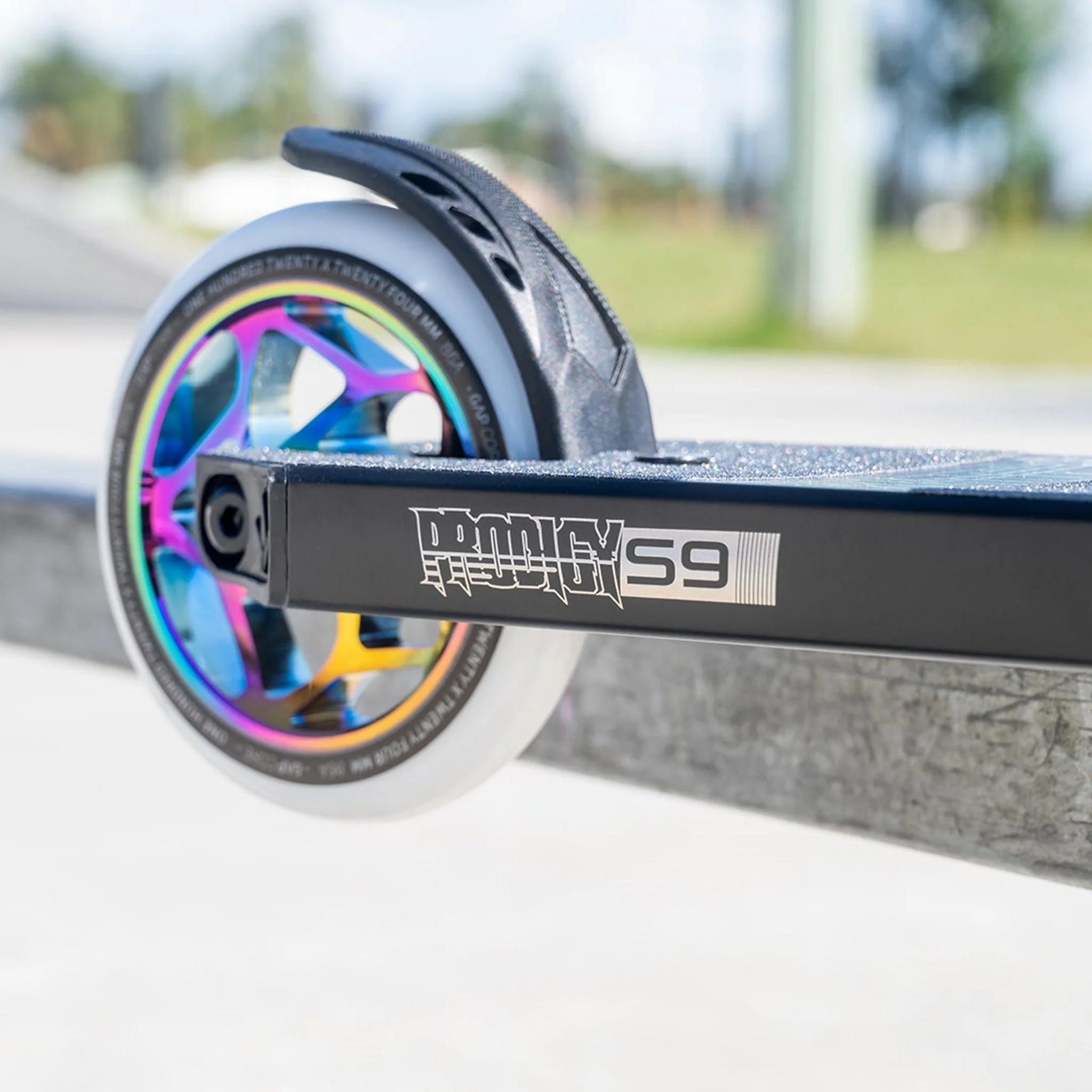 Envy Prodigy S9 Complete Scooter Black/Oil Slick - Image 10
