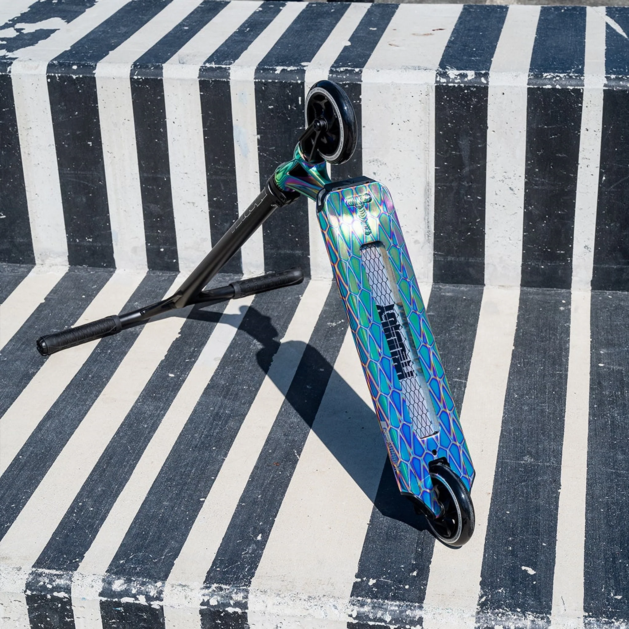 Envy Prodigy S9 Complete Scooter Oil Slick - Image 2