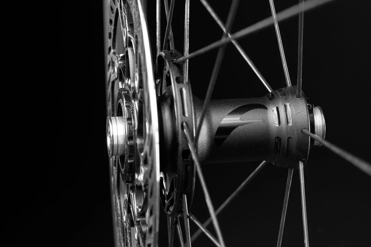 Fulcrum Wheelset Racing 3 Disc Brake 2-Way Fit AFS Thru 23.5ext/17c internal - Image 4