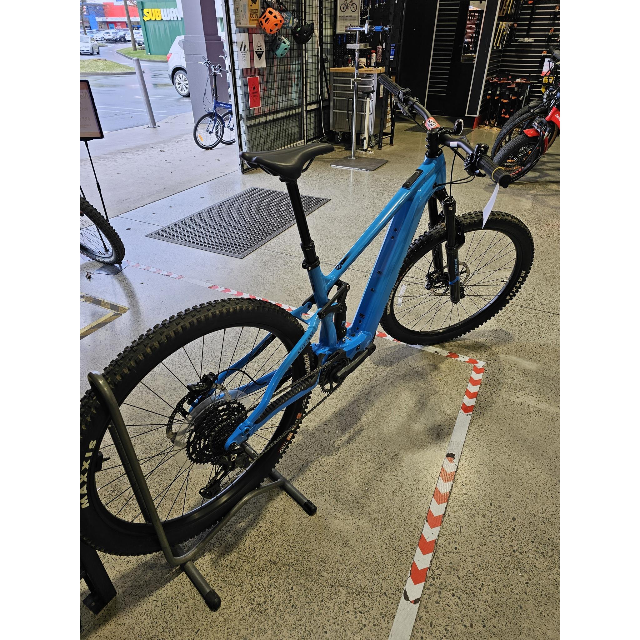 EX-DEMO Marin Rift Zone EL 1 Electric Trail Bike 400Wh Battery Blue/Navy Fade (Large) - Image 3
