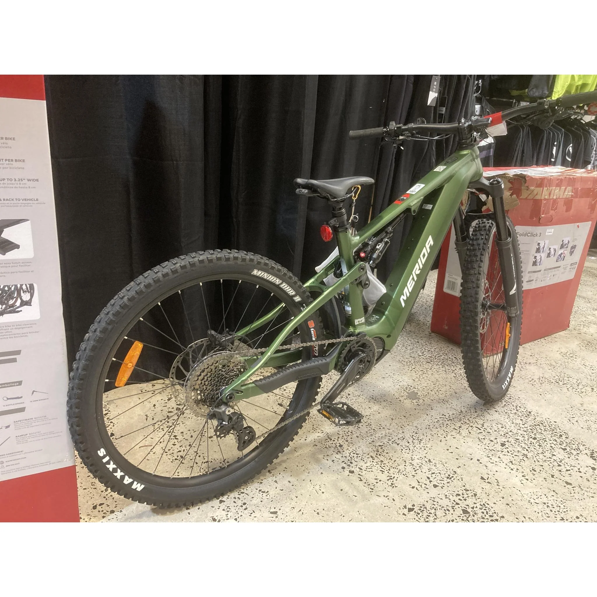 EX-DEMO Merida eOne-Sixty 675 Electric Enduro Bike Silk Fog Green/White (Small) - Image 11