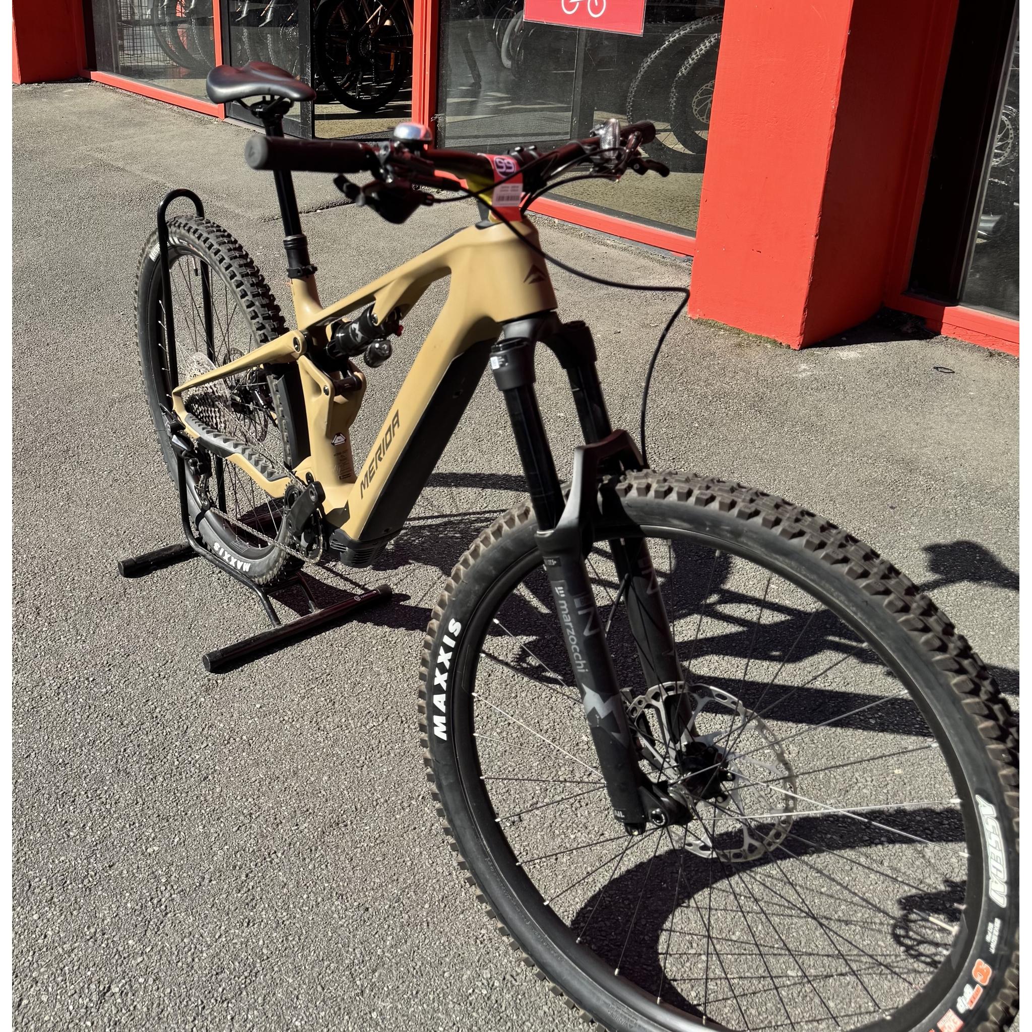 EX-DEMO Merida eOne-Sixty SL 6000 Electric Enduro Bike 400Wh Battery Silk River Clay/Gold (Medium) - Image 6
