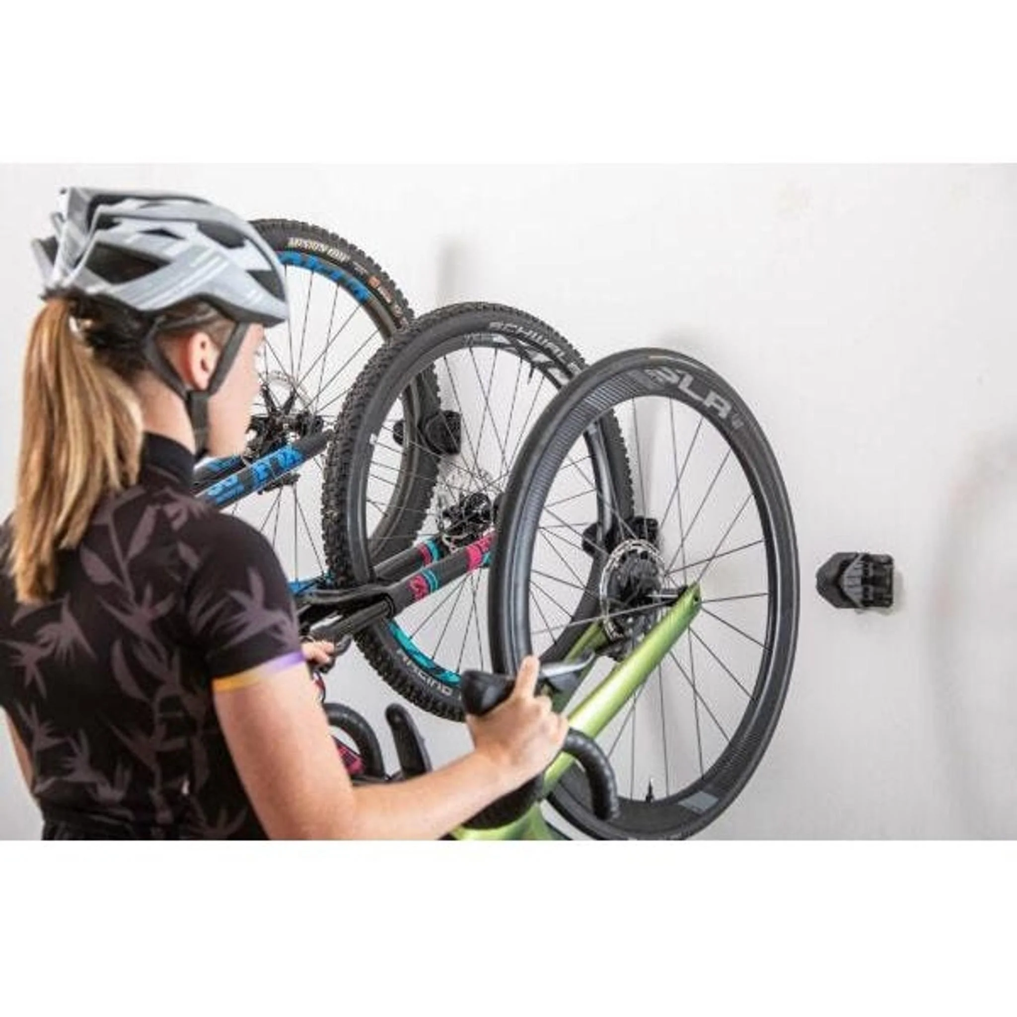Hiplok JAW Wall Mounted Bike Rack Black - Image 3