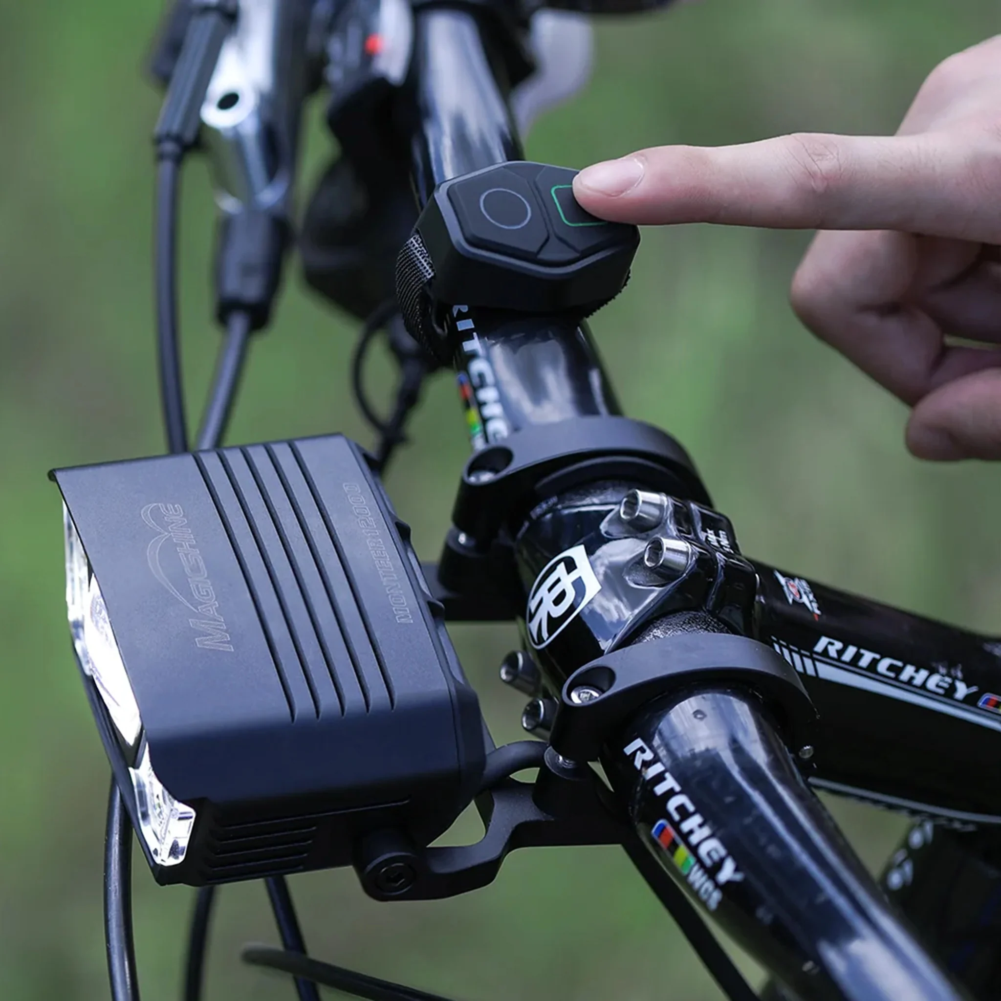 Magic Shine Monteer MTB Front Light 12000 Lumen with Remote - Image 2