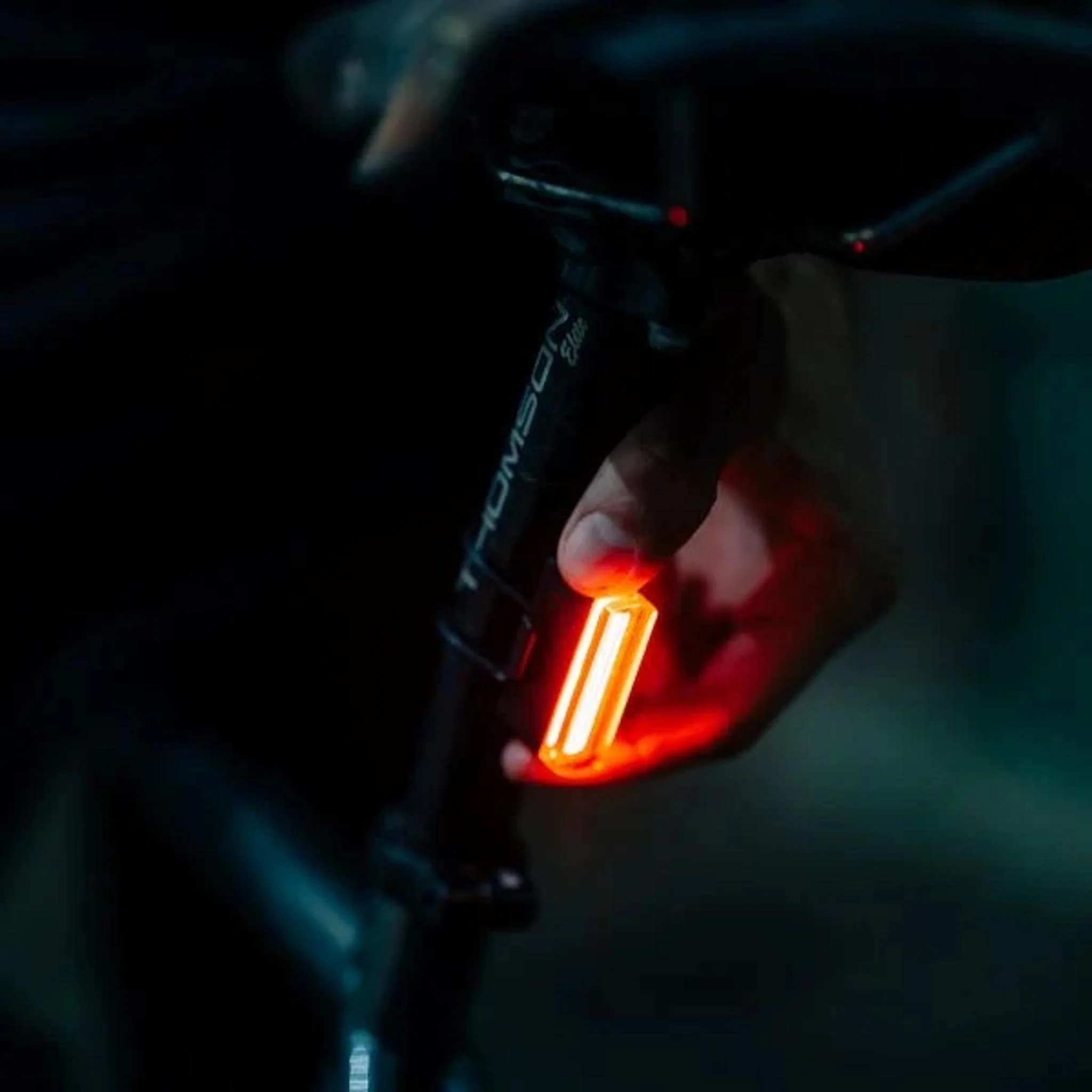 Magic Shine Seemee 20 V2.0 20 Lumen Rear Light - Image 2
