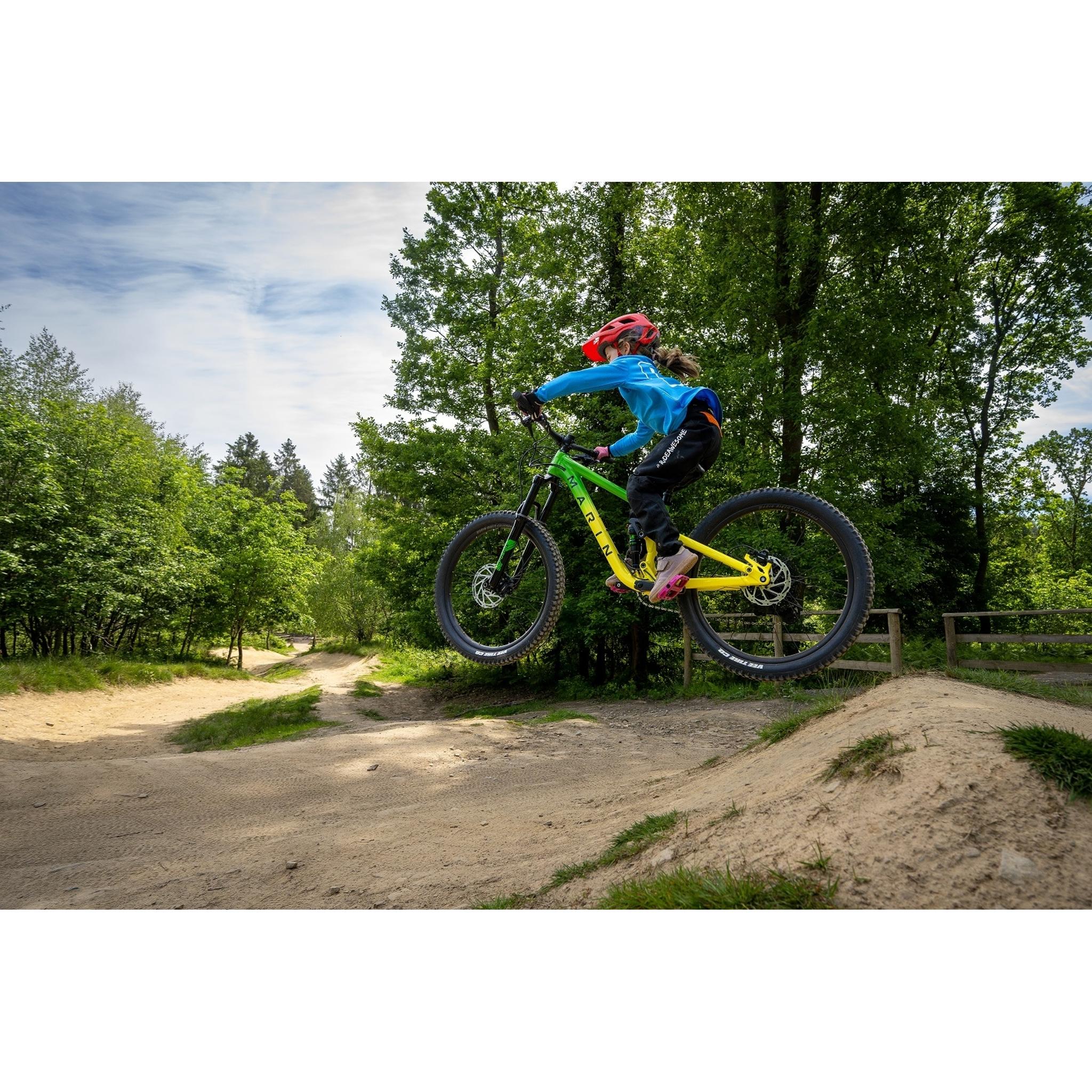 Marin Rift Zone Jr 24" Kids Trail Bike Green/Yellow Fade - Image 3