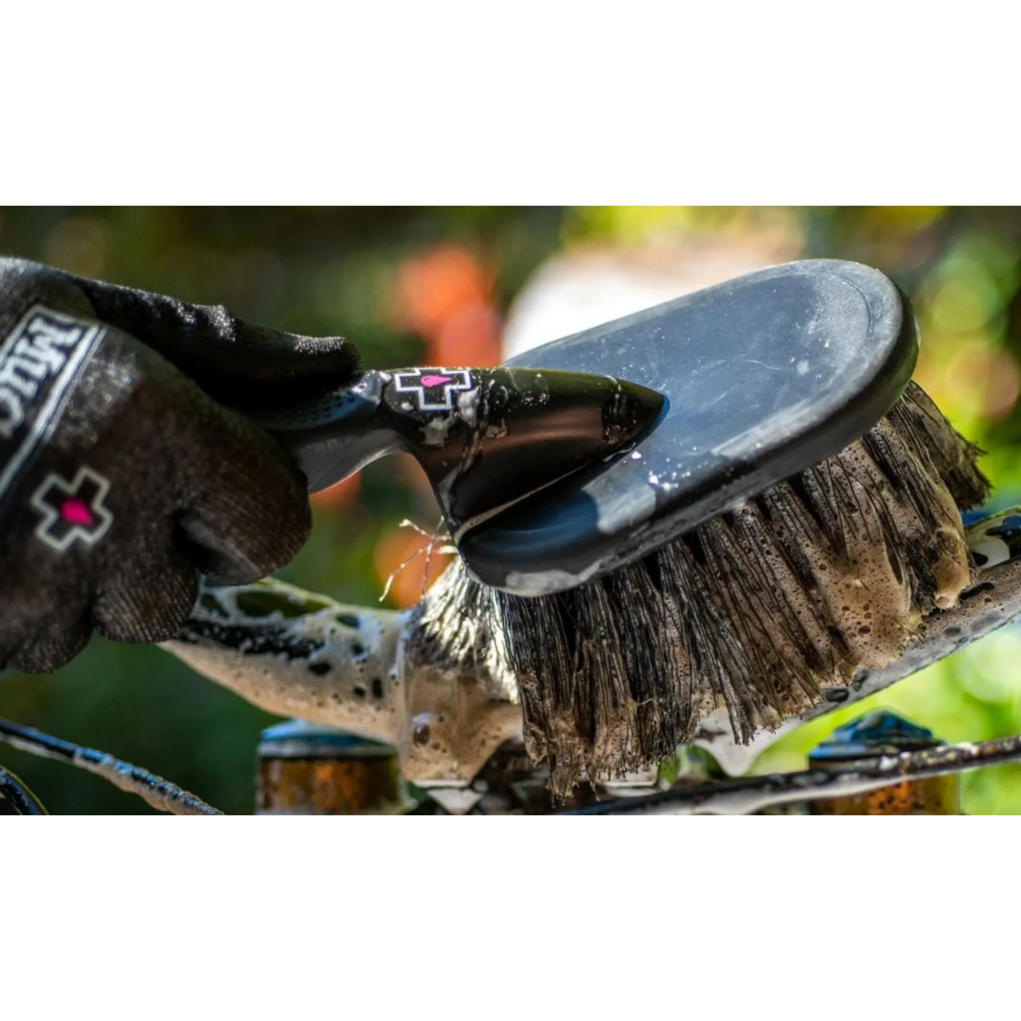 Muc-Off 8 in 1 Bike Cleaning Kit - Image 10
