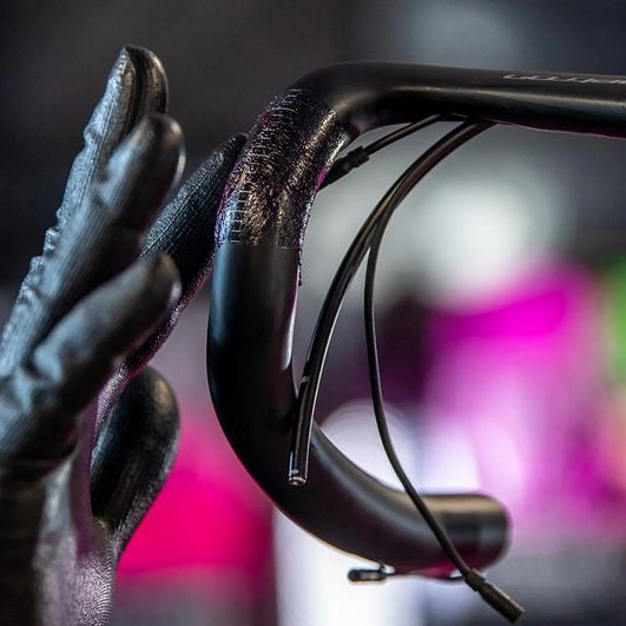 Muc-Off Carbon Fibre Gripper Paste - Image 3