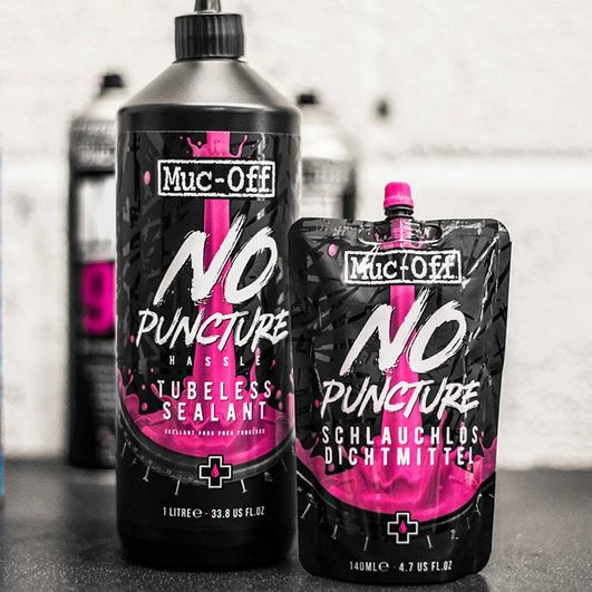 Muc-Off No Puncture Hassle Tubeless Sealant 1 Litre Bottle - Image 3