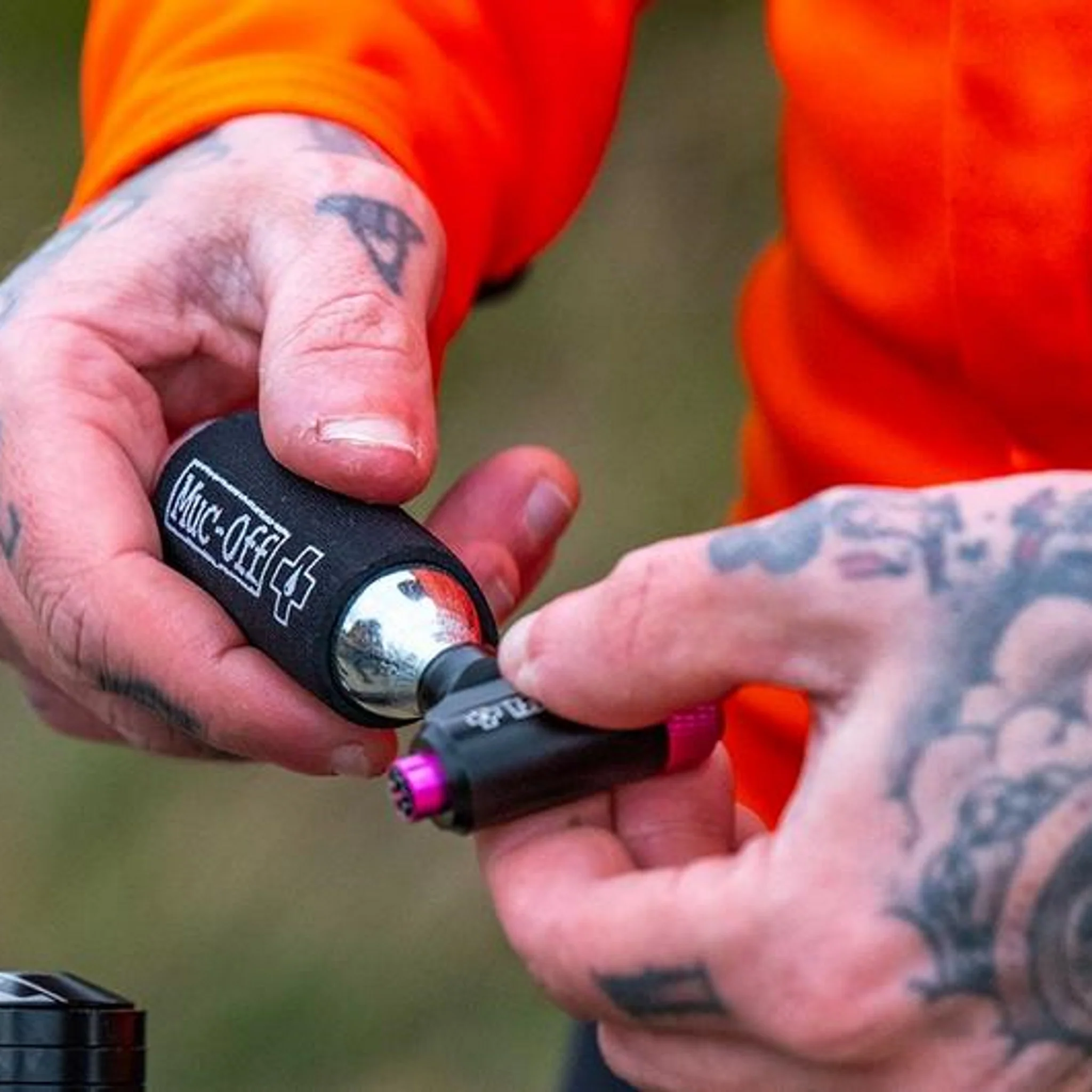 Muc-Off Road CO2 Inflator Kit - Image 2