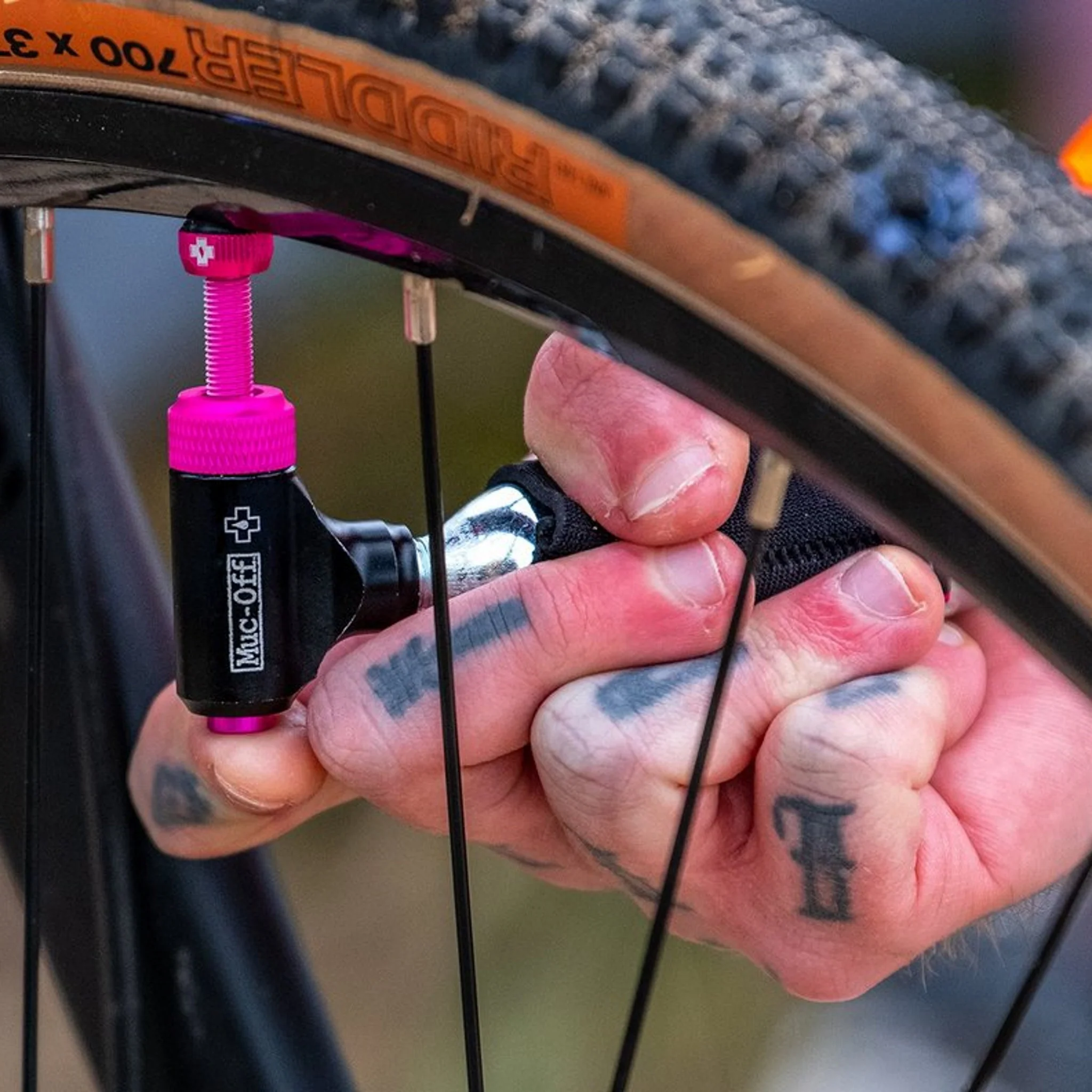 Muc-Off Road CO2 Inflator Kit - Image 4