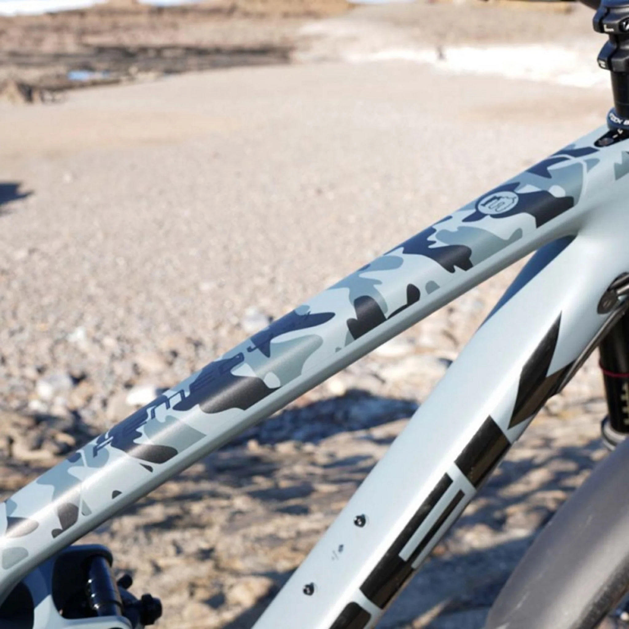 Mucky Nutz Frame Skinz Camo Gloss Finish - Image 2