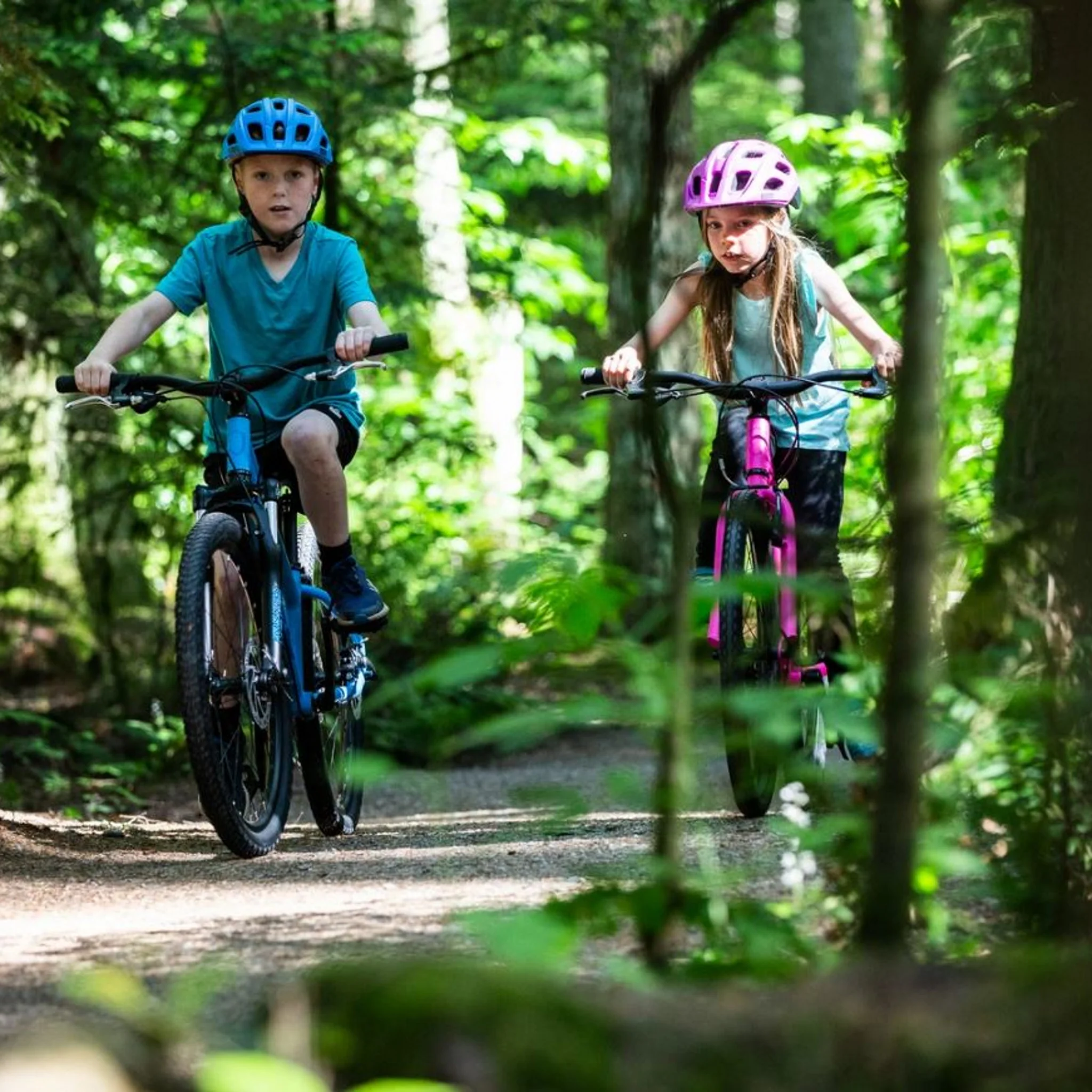 Norco Storm 4.3 24" Kids Mountain Bike Green - Image 2