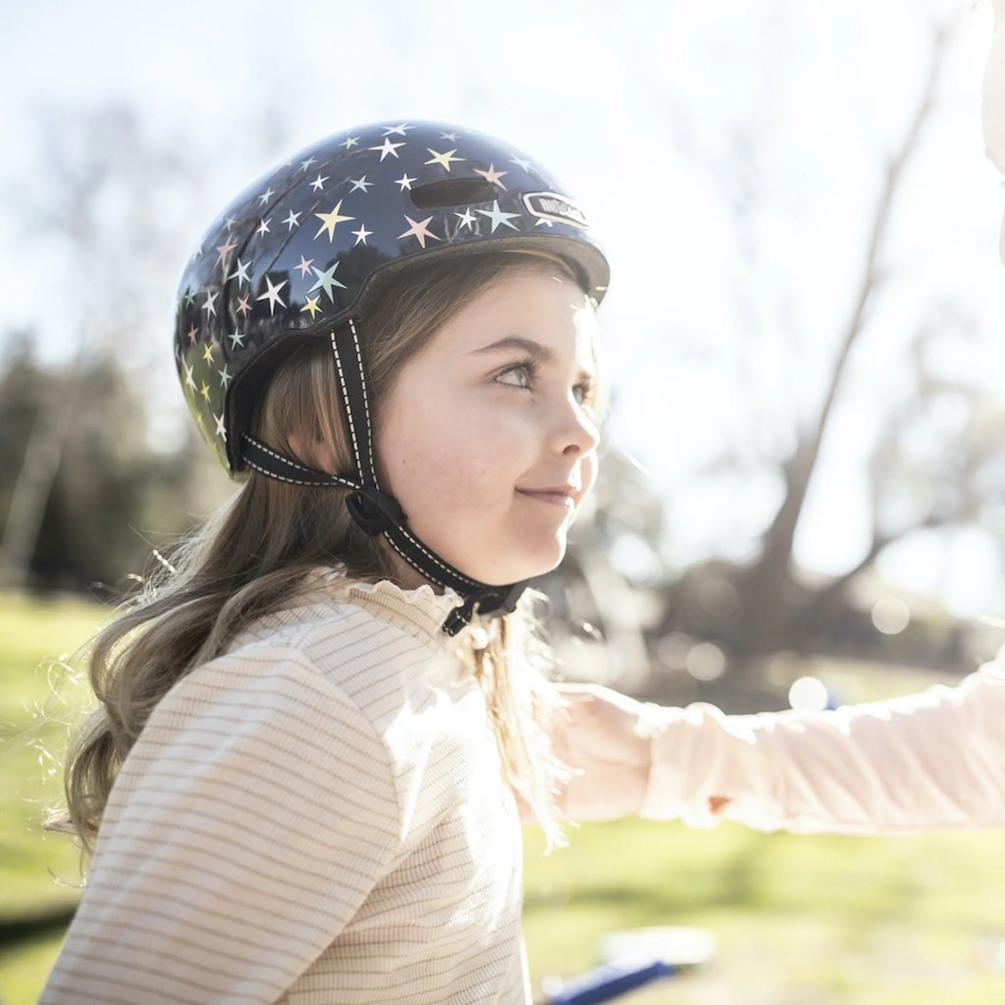 Nutcase Little Nutty MIPS Helmet Youth Stars Are Born - Image 3