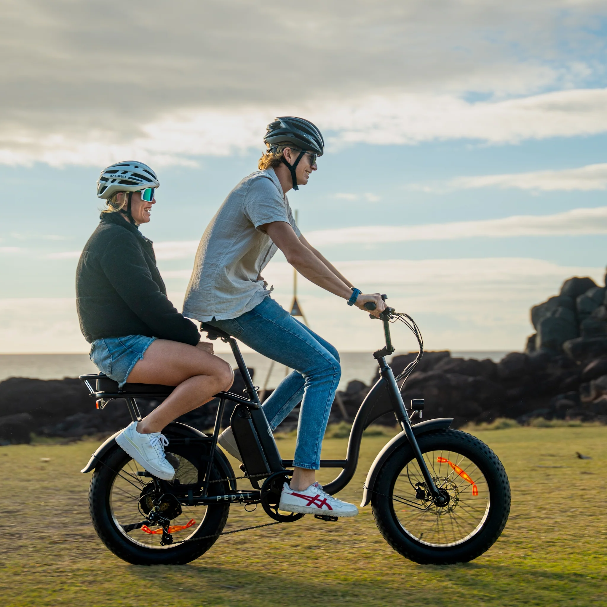 Pedal Brewer Electric Fat Tyre Cruiser Bike Black 560Wh Battery - Image 6