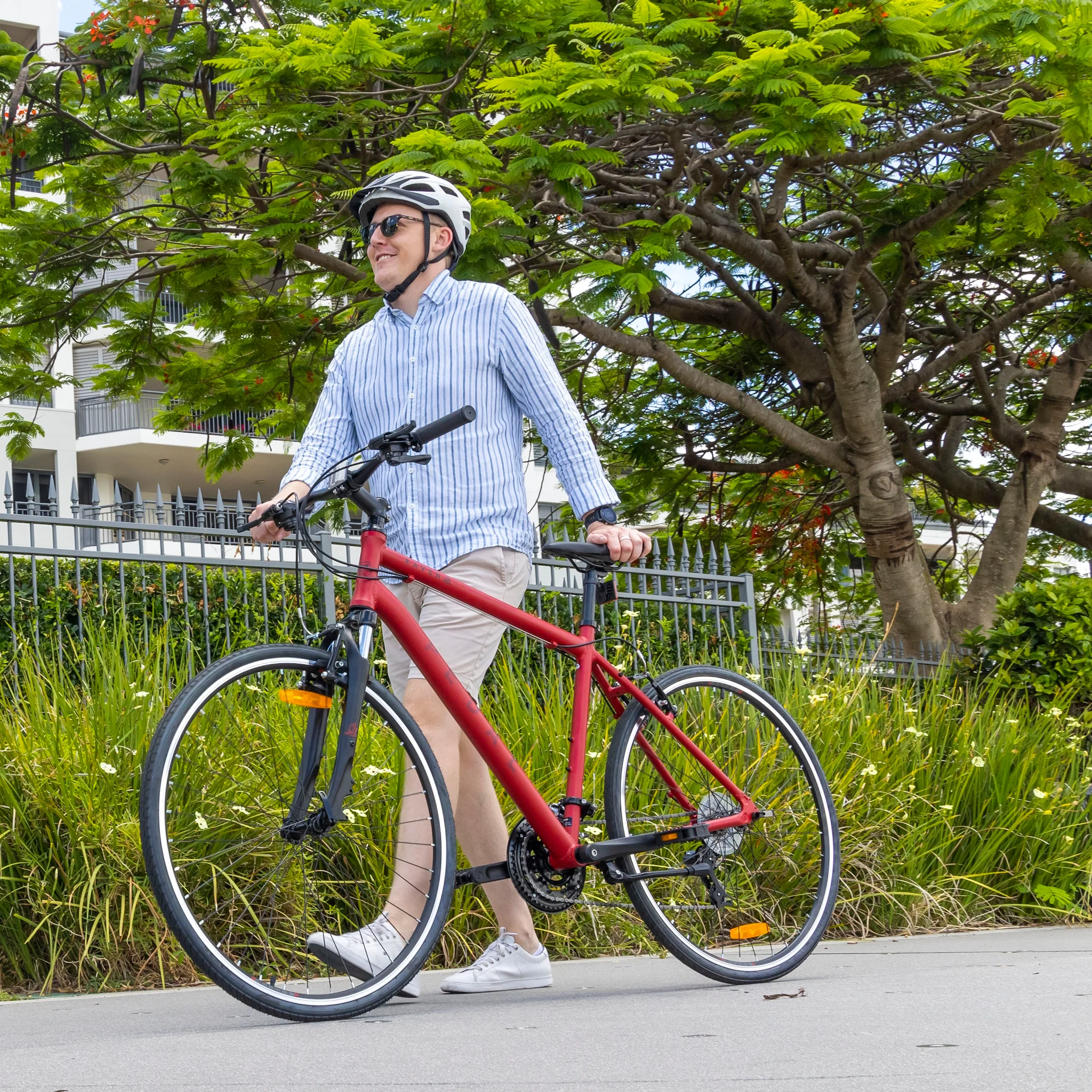Pedal Raven 2 Hybrid Bike Dark Red - Image 10