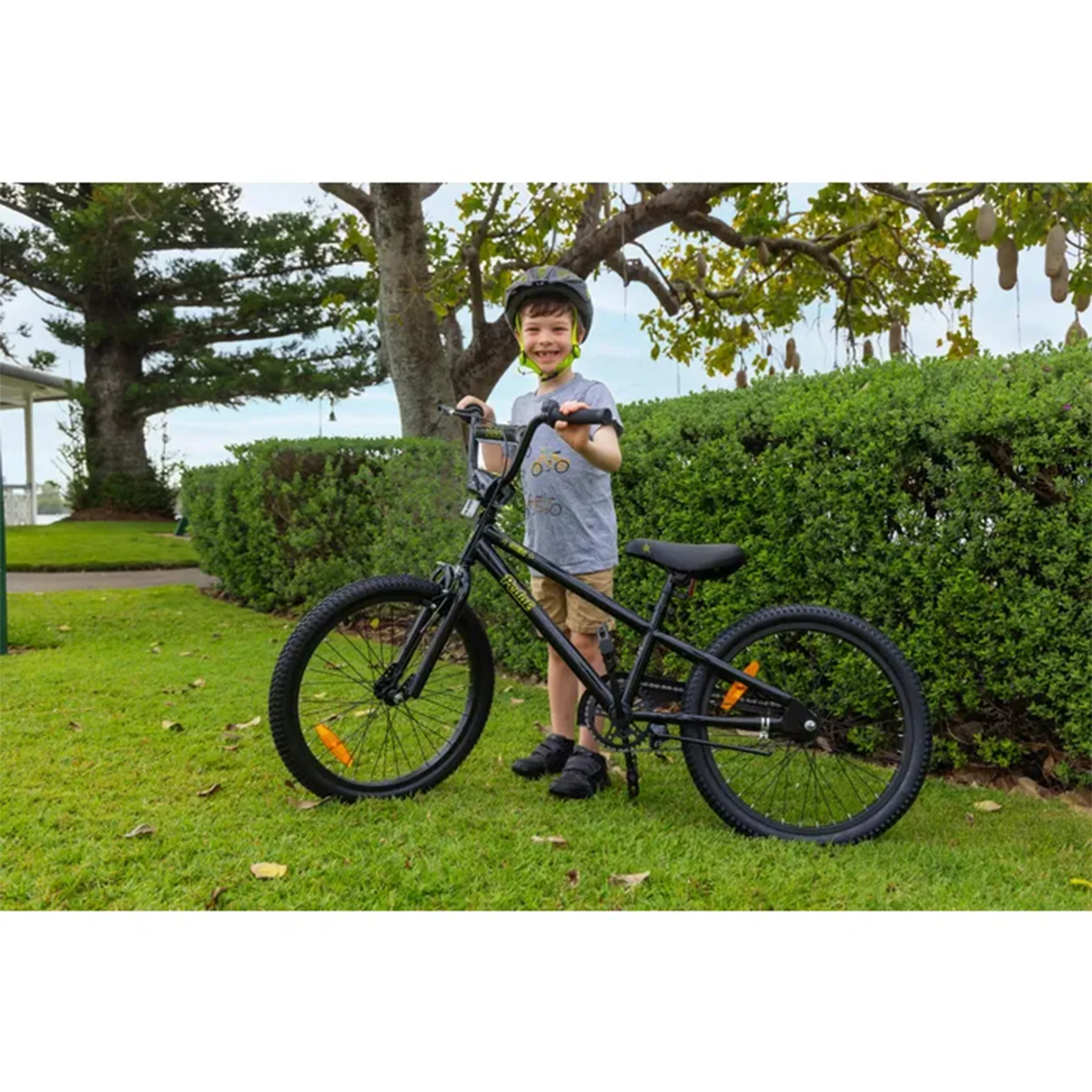 Pedal Strike 20" Steel Kids Bike Black/Yellow - Image 4