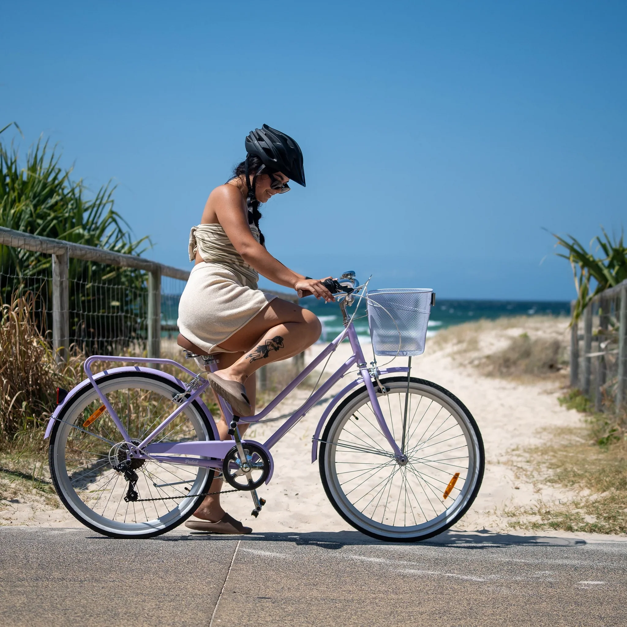 Pedal Uptown Classic Cruiser Bike Lilac - Image 2