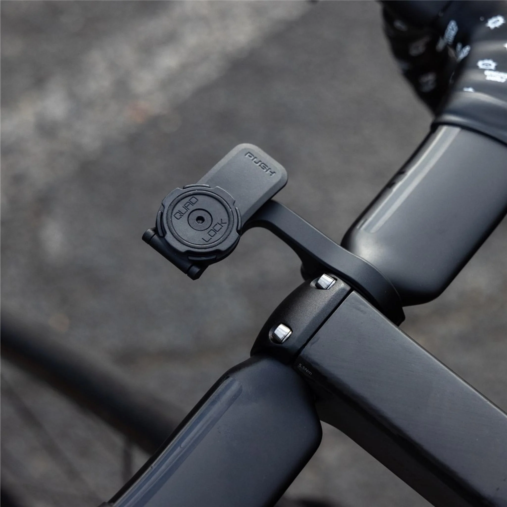 Quad Lock Out Front Mount Pro V2 - Image 3