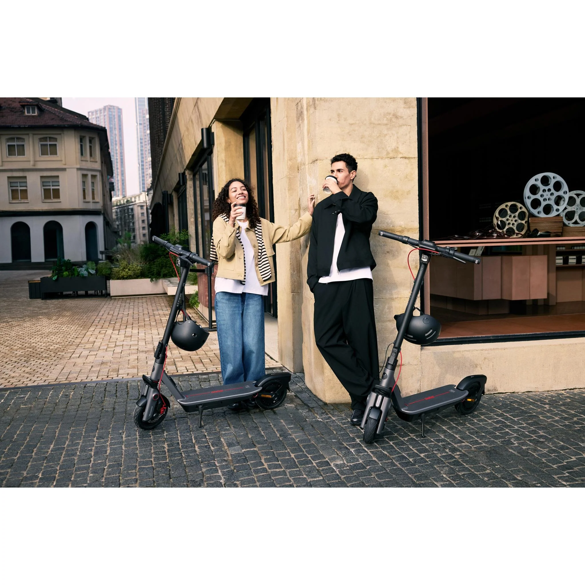 Segway Ninebot F3 Electric Scooter - Image 3
