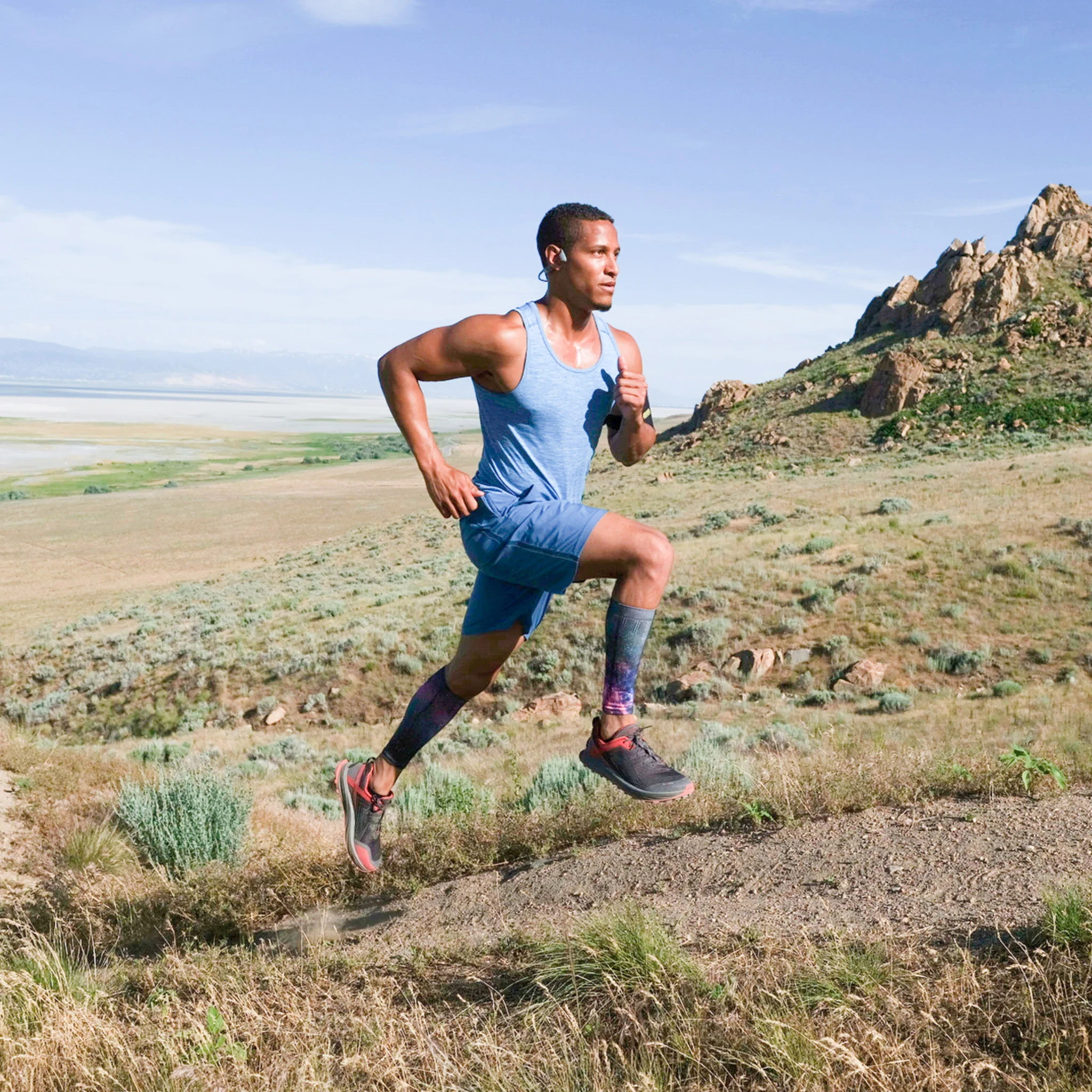 Shokz OpenRun Mini Bone Conduction Bluetooth Headphones Black - Image 4