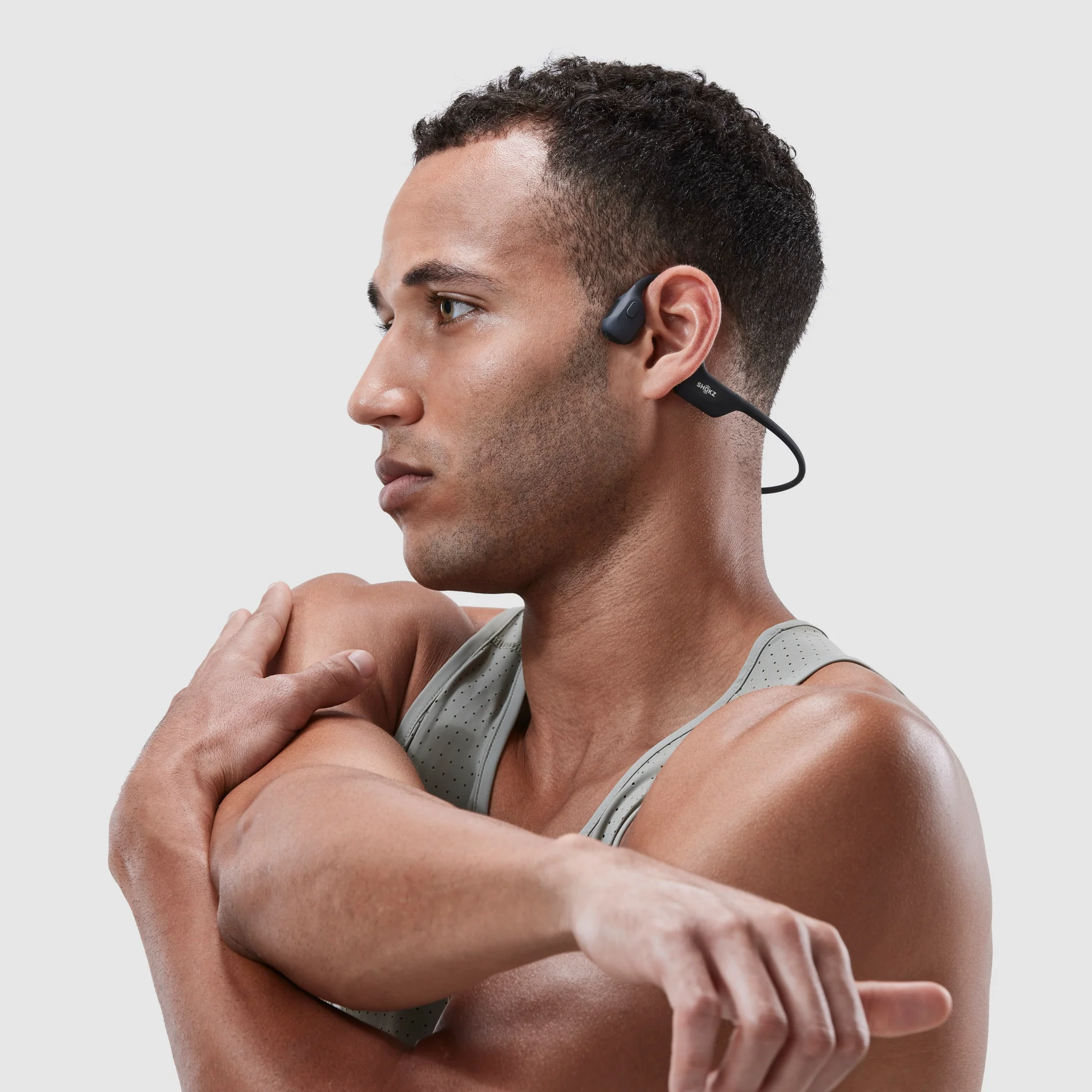 Shokz OpenRun PRO Bone Conduction Bluetooth Headphones Black - Image 8