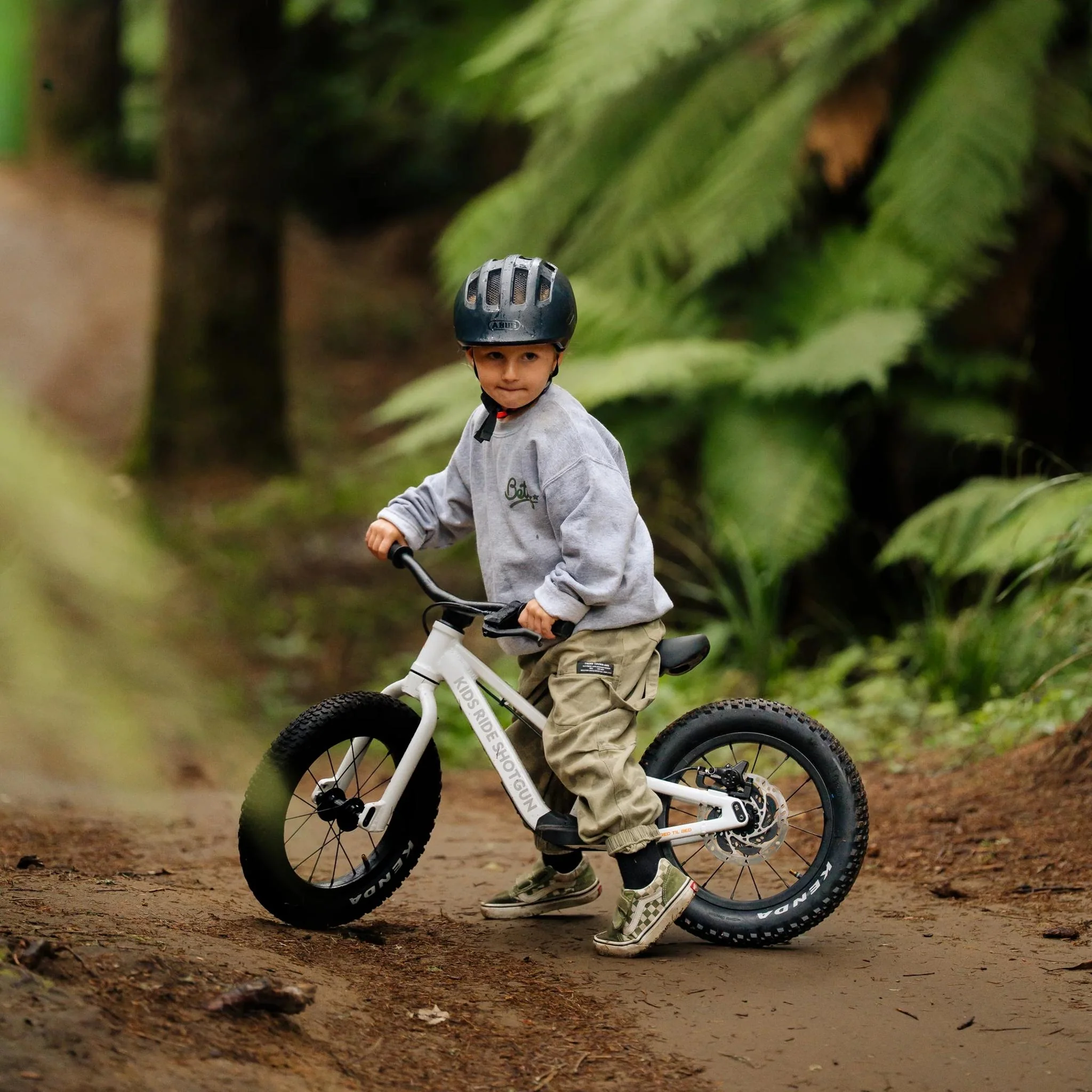 Kids Ride Shotgun Dirt Hero Off-Road Balance Bike 14" Arctic Storm White - Image 5