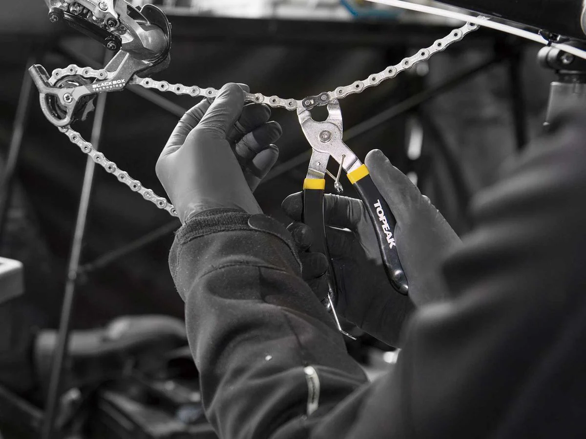 Topeak Workshop Tool Powerlink Pliers - Image 2